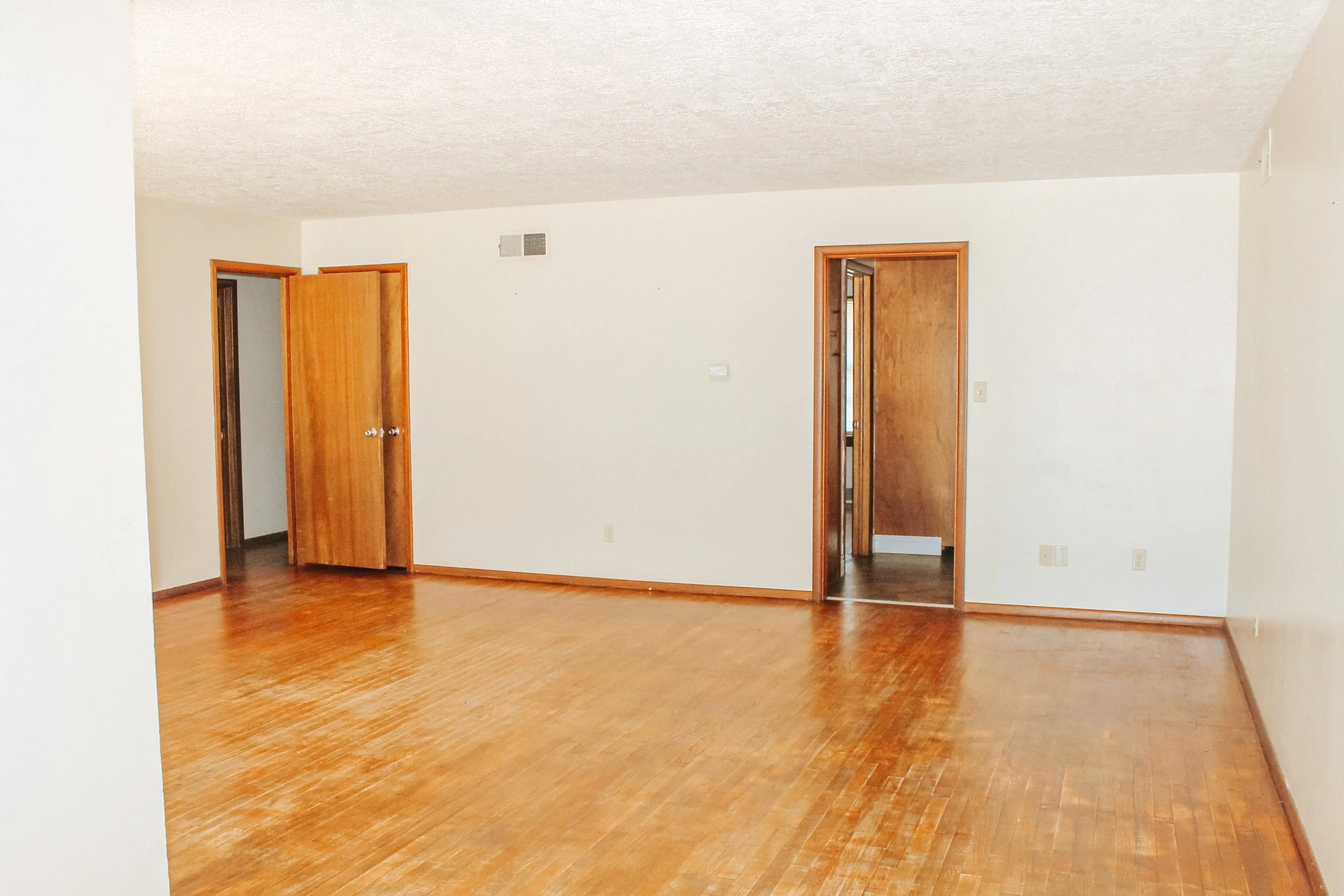 714 Elmwood-4.jpg