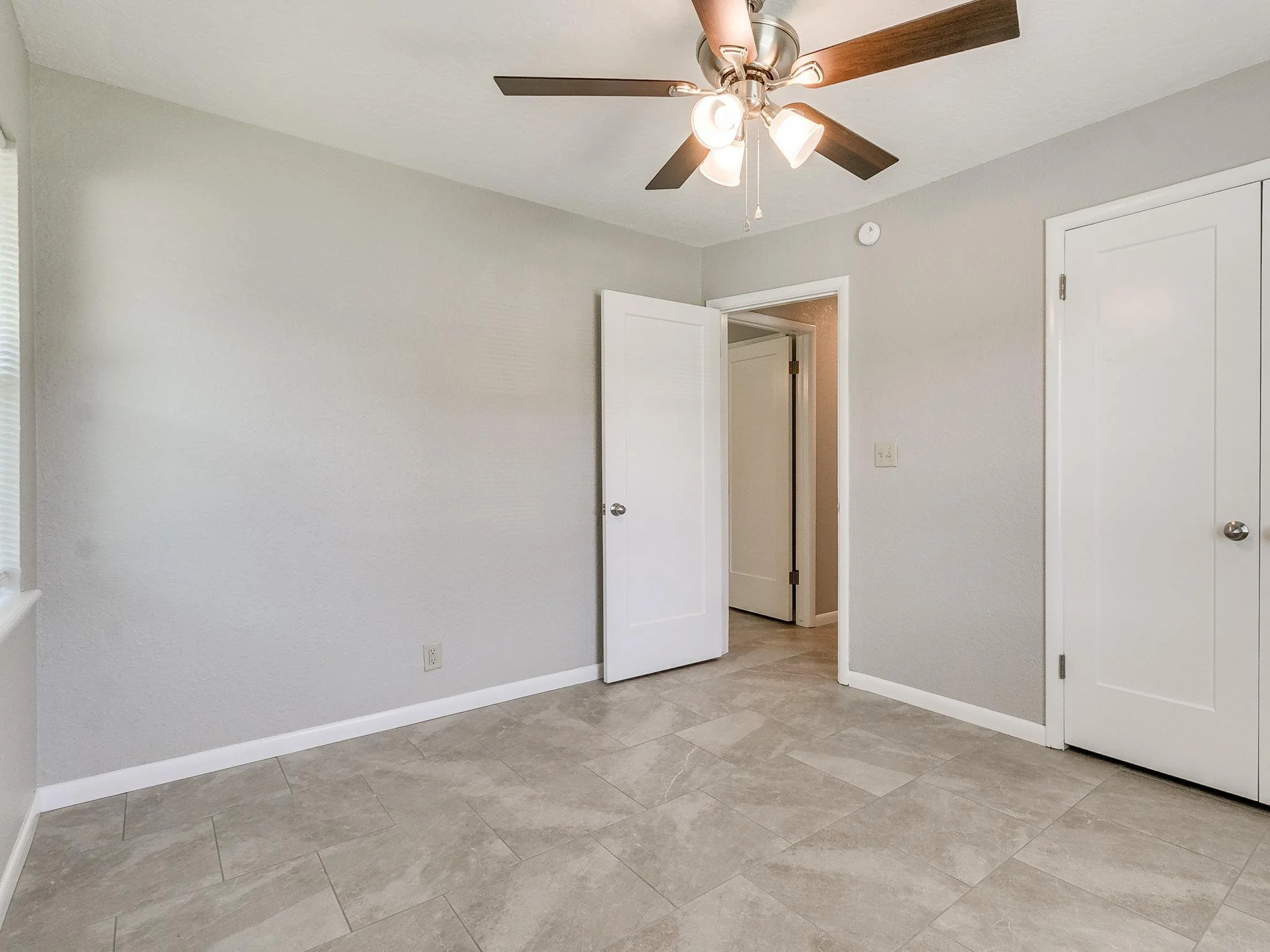 1620 Chautaqua Ave-26.jpg