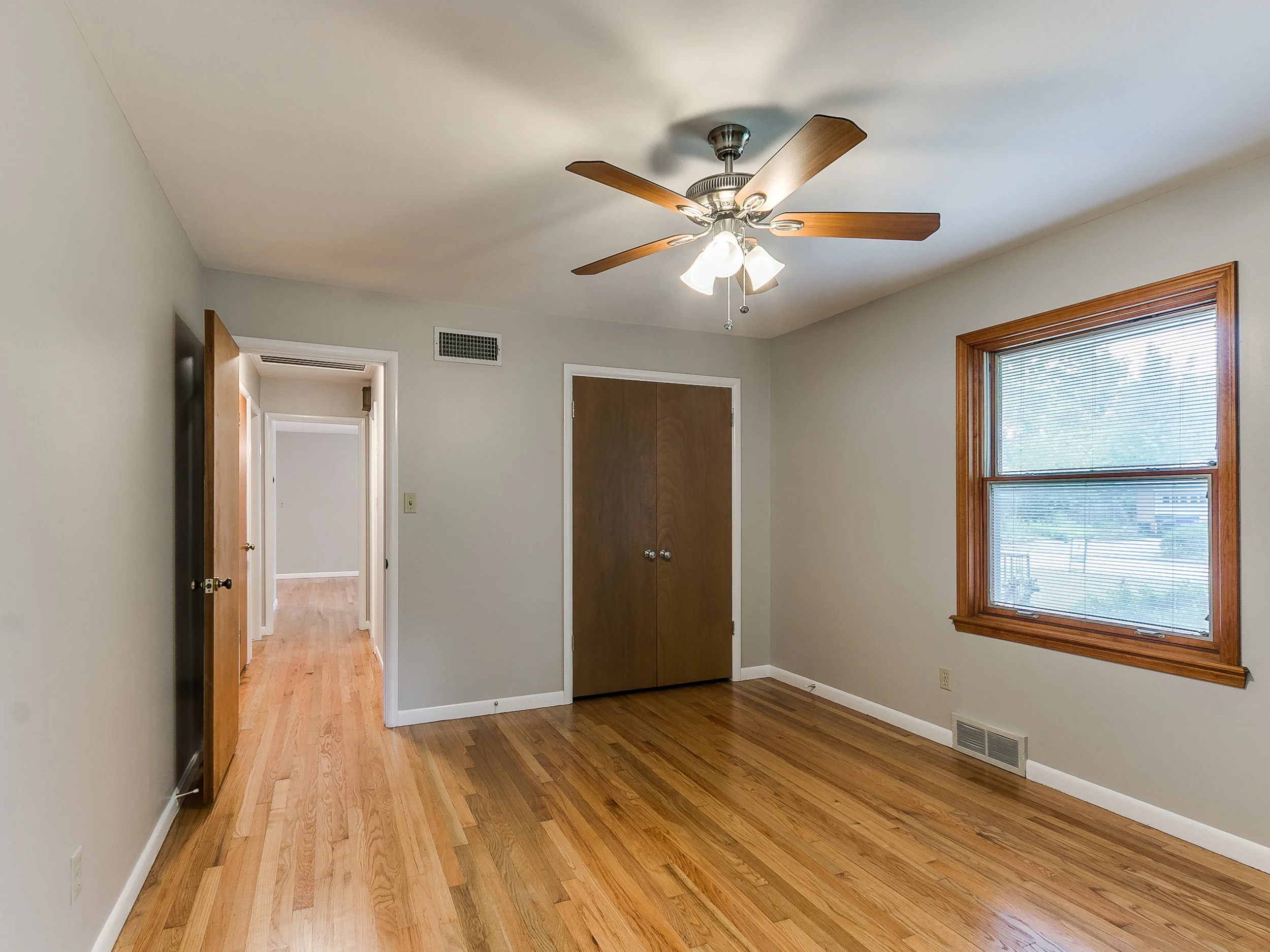 1214 Cruce St-25.jpg