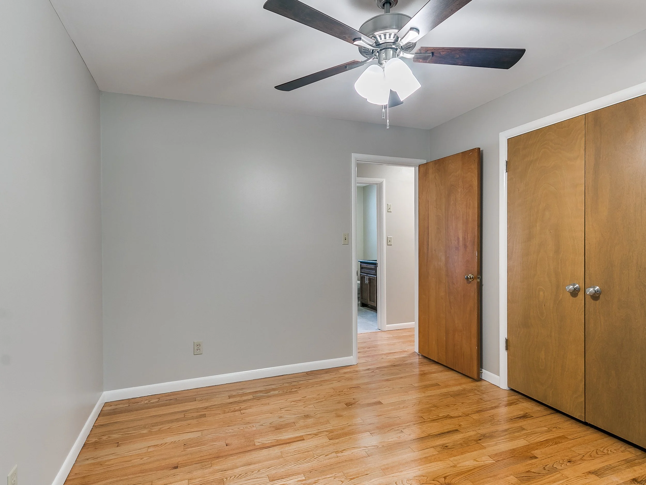 1214 Cruce St-39.jpg