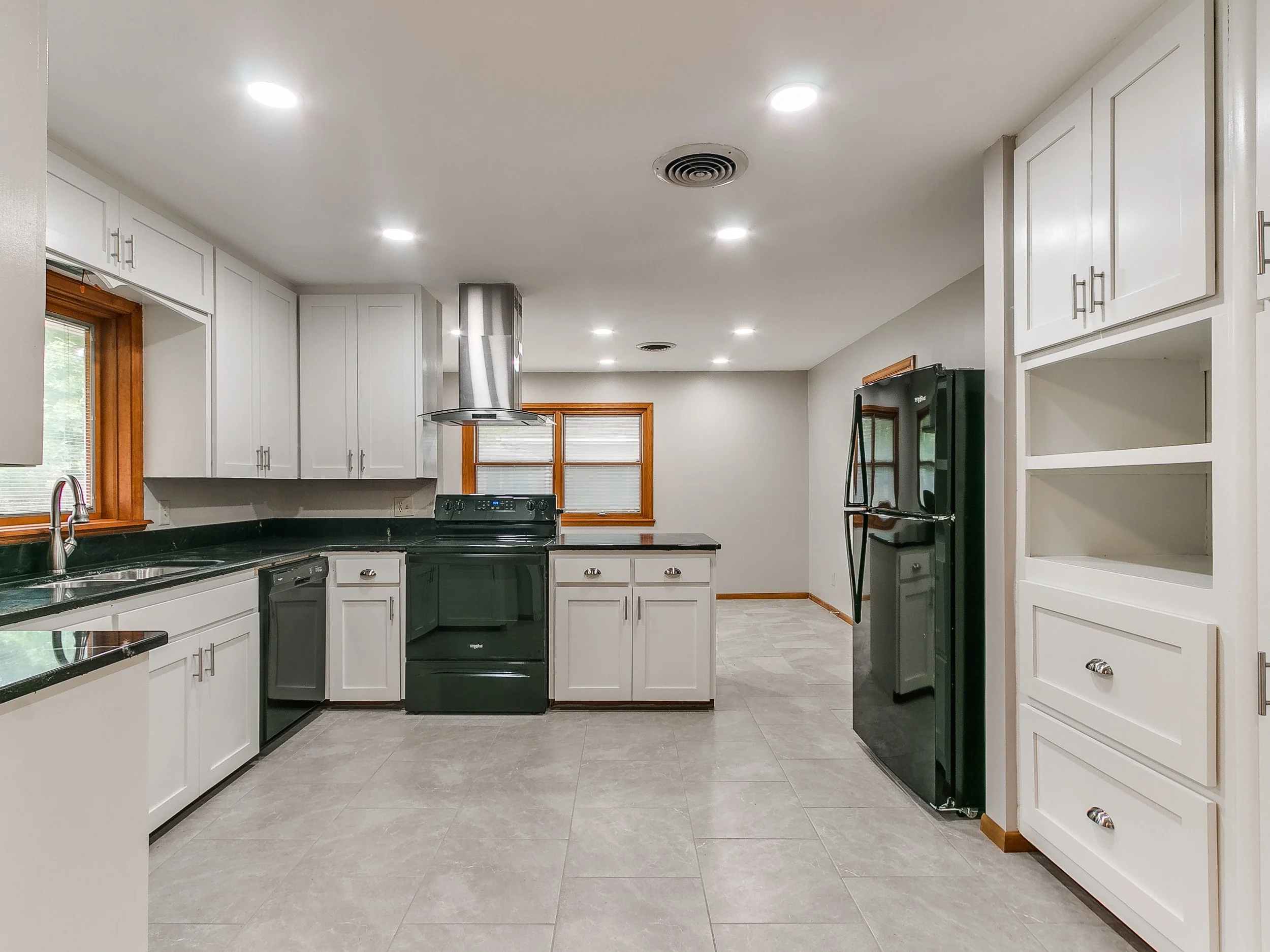 1214 Cruce St-55.jpg