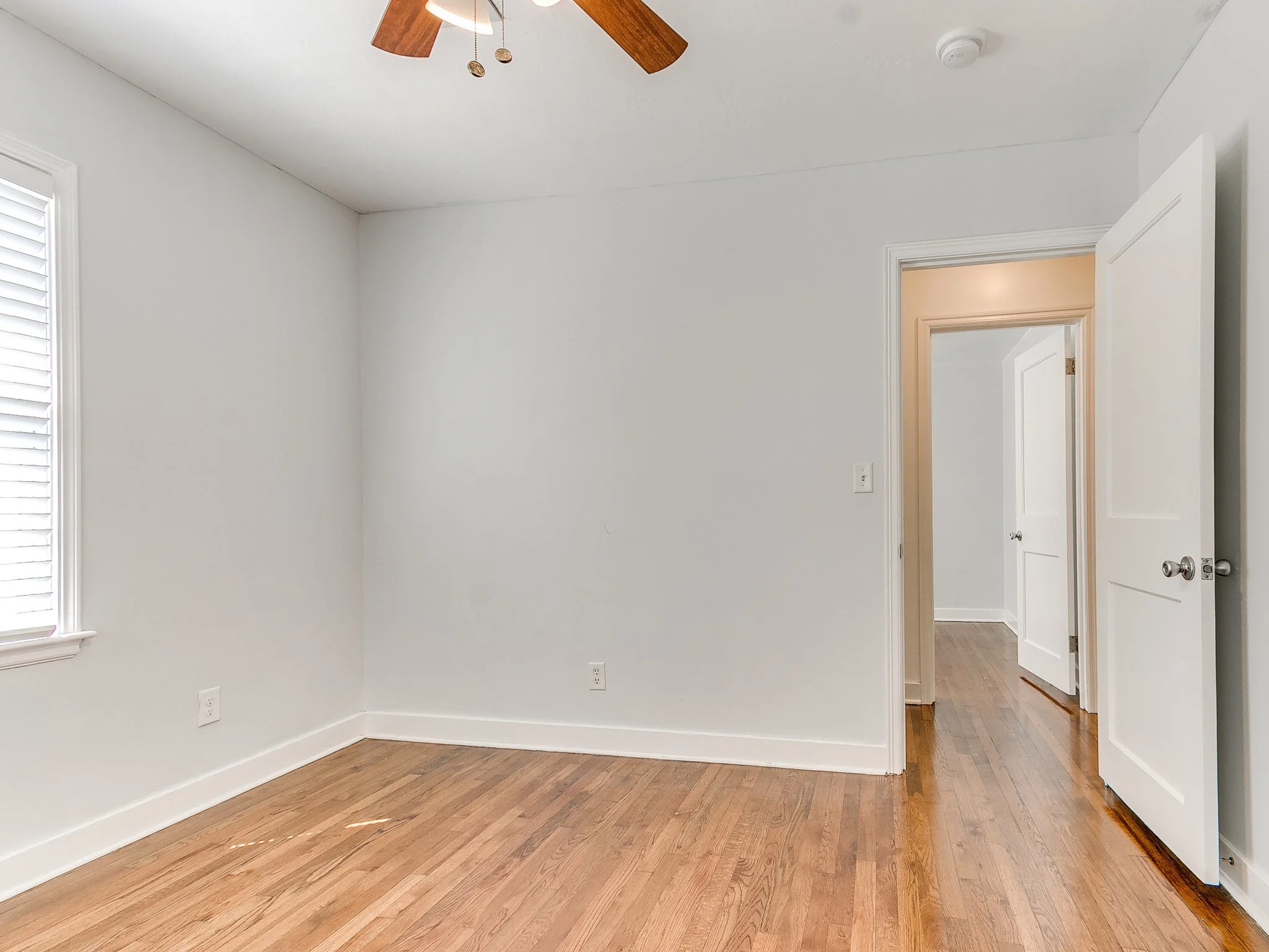 32-web-or-mls-1118 Missouri St-33.jpg
