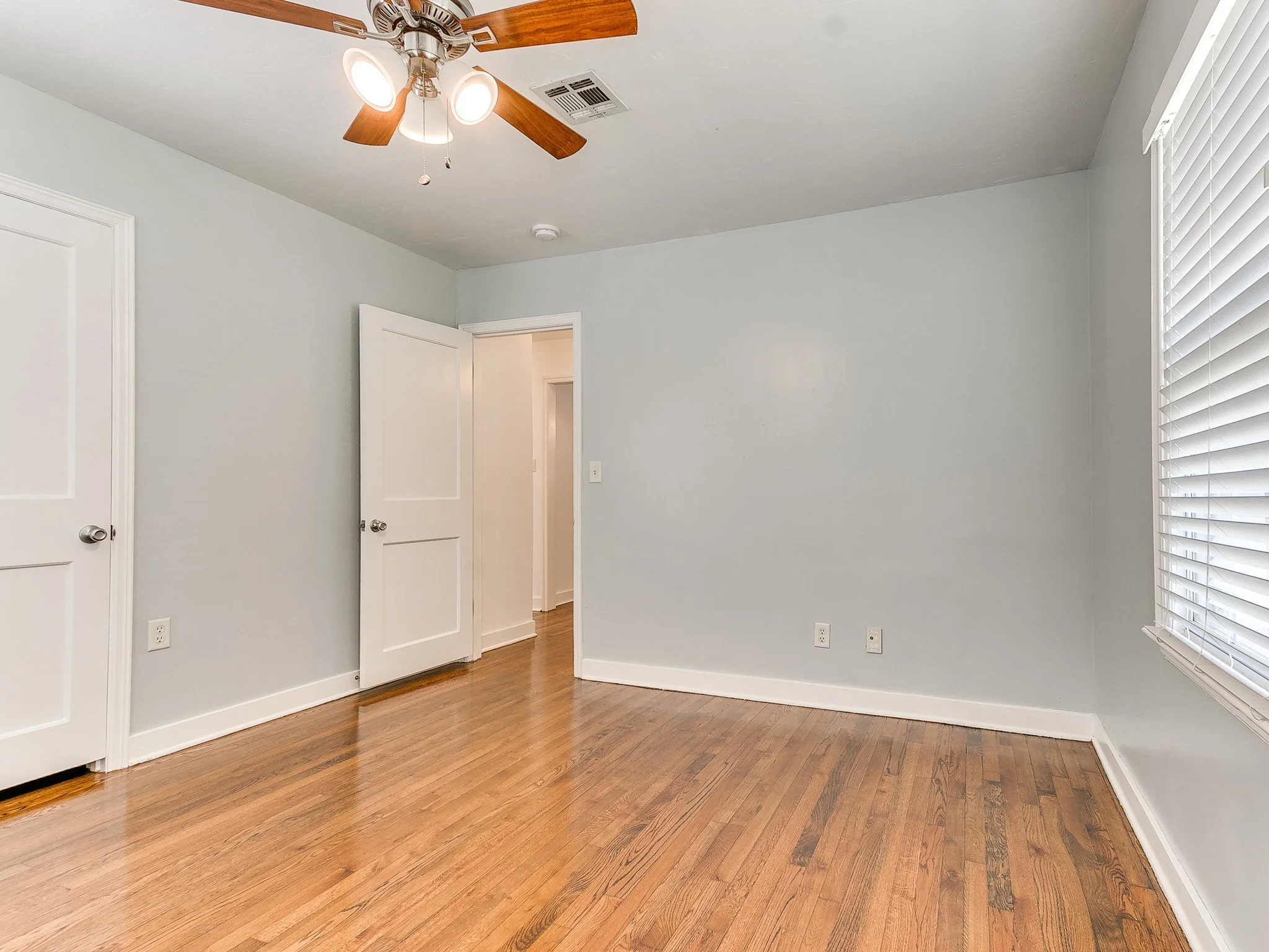 37-web-or-mls-1118 Missouri St-38.jpg