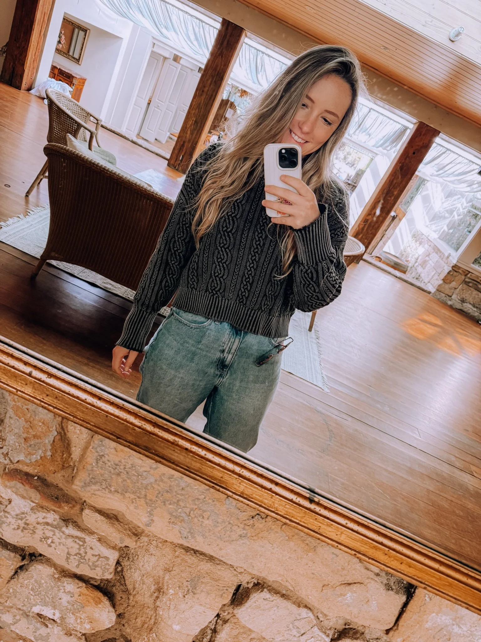 It&rsquo;s sweater weather 🍁 
so many things on the horizon! Wrapping up a new poetry book (I know I just announced Thinking of You but I&rsquo;m writing another one ha) and also working on my new novel!! (🤠) plus so many bookish events to look for