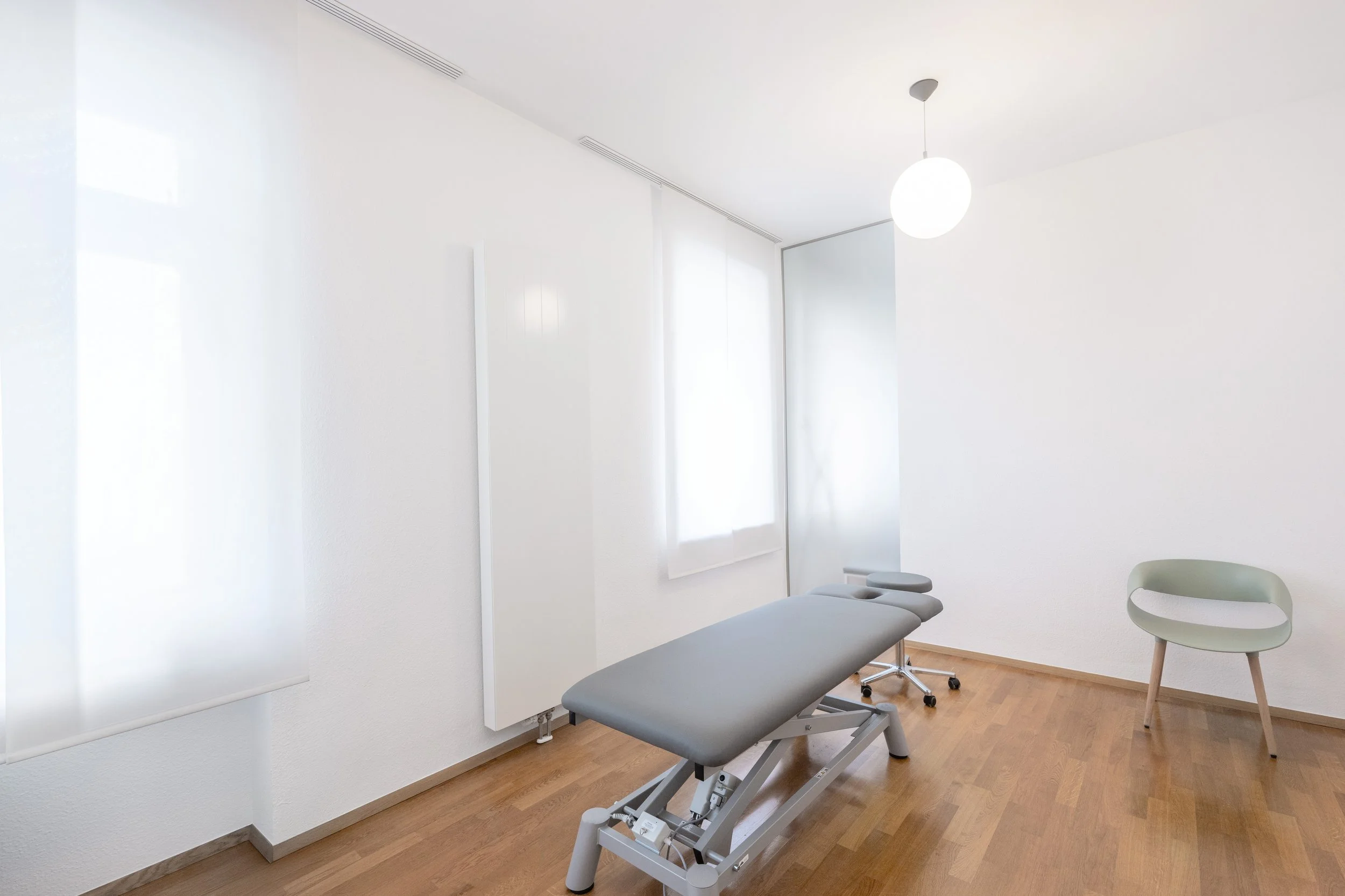 Behandlungsraum der Physiotherapiepraxis Therapiezentrum Kirchner Stuttgart