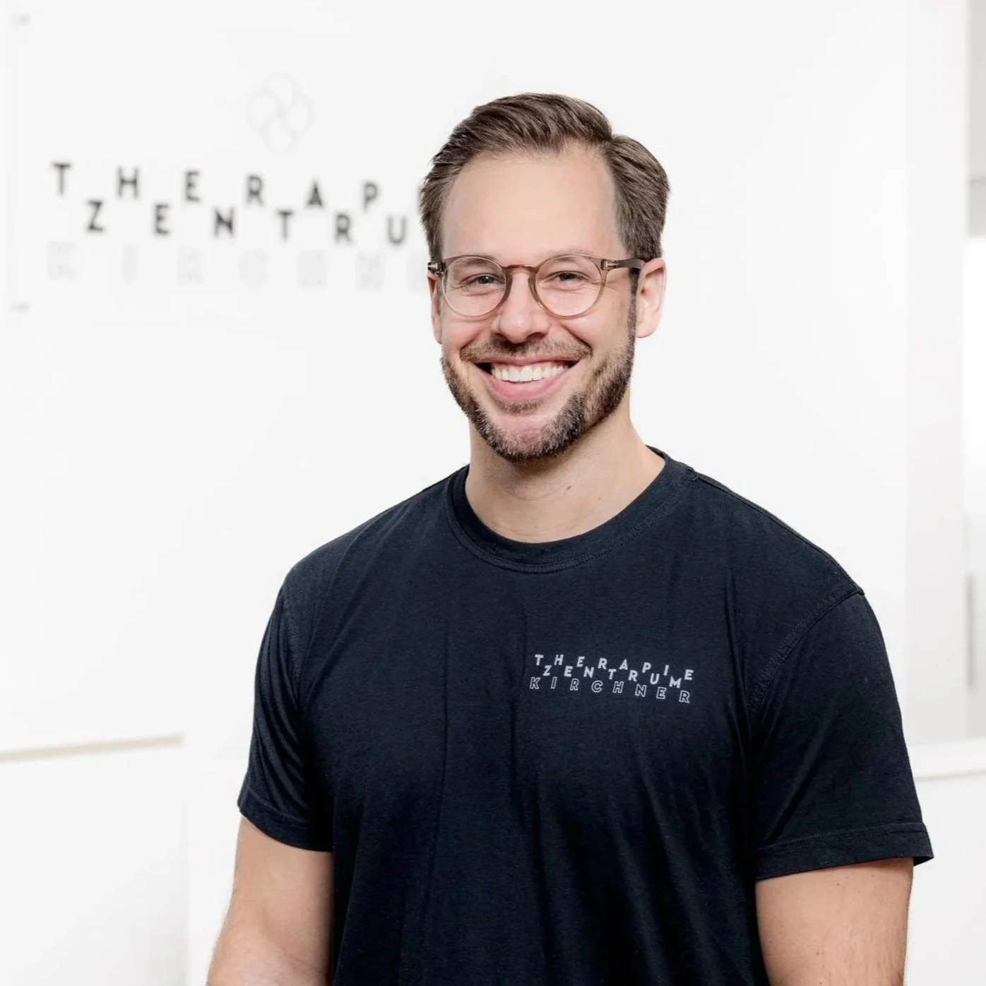Physiotherapeut im Therapiezentrum Kirchner Stuttgart – Portrait eines Therapeuten 