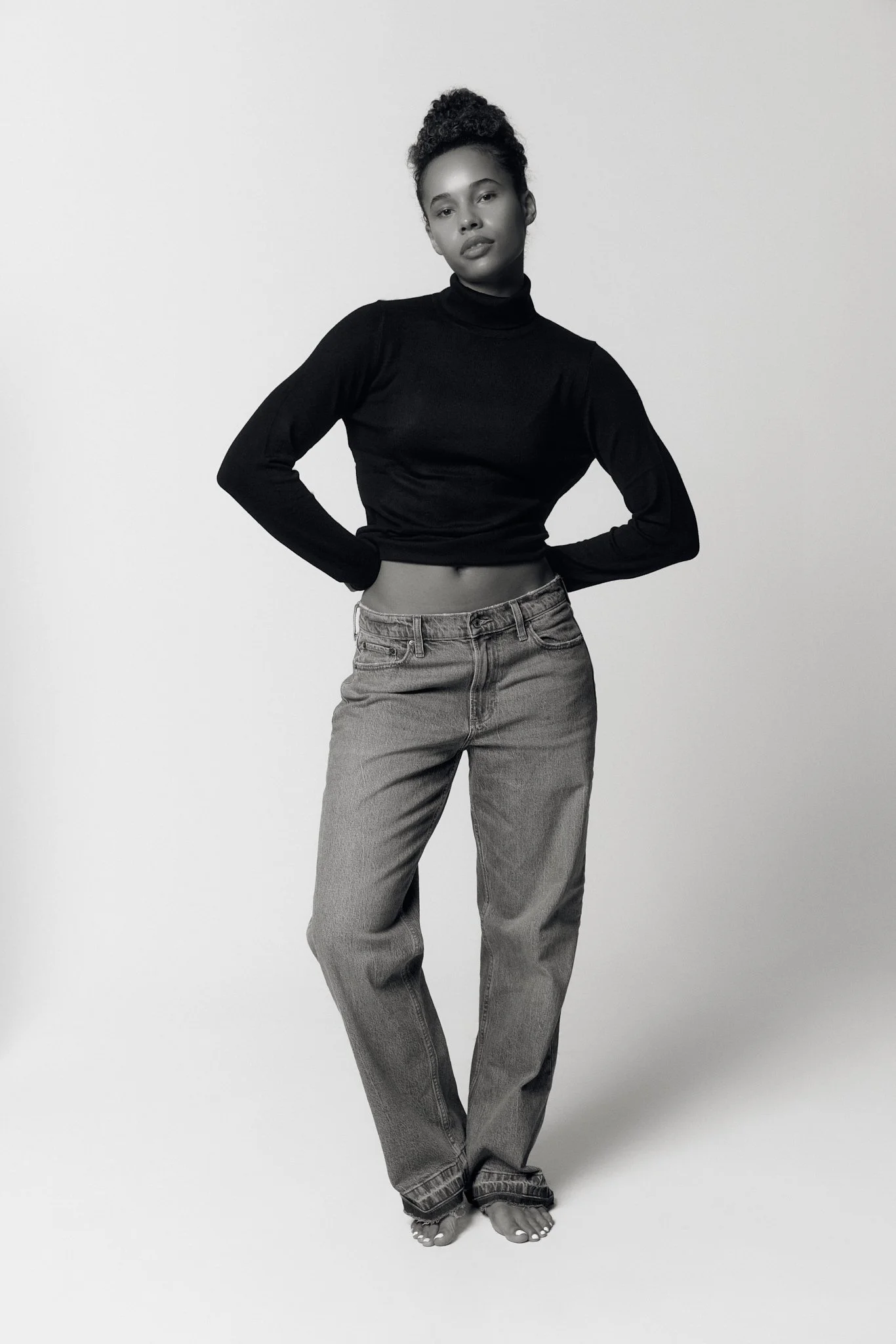 MYA_MODELS1ST_STUDIO4749 1231.jpg