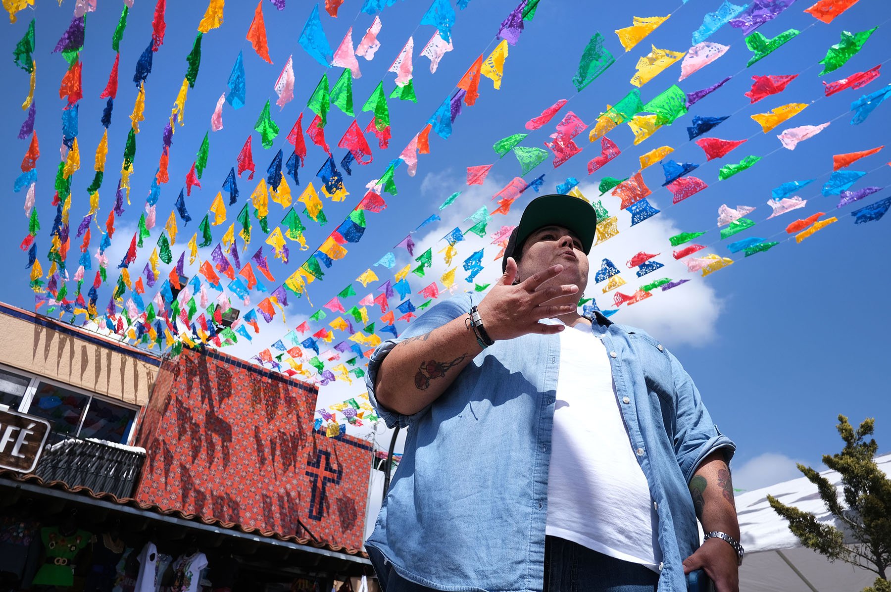 00 Maung, Medium 2022, Tijuana tour 19 copy.jpg