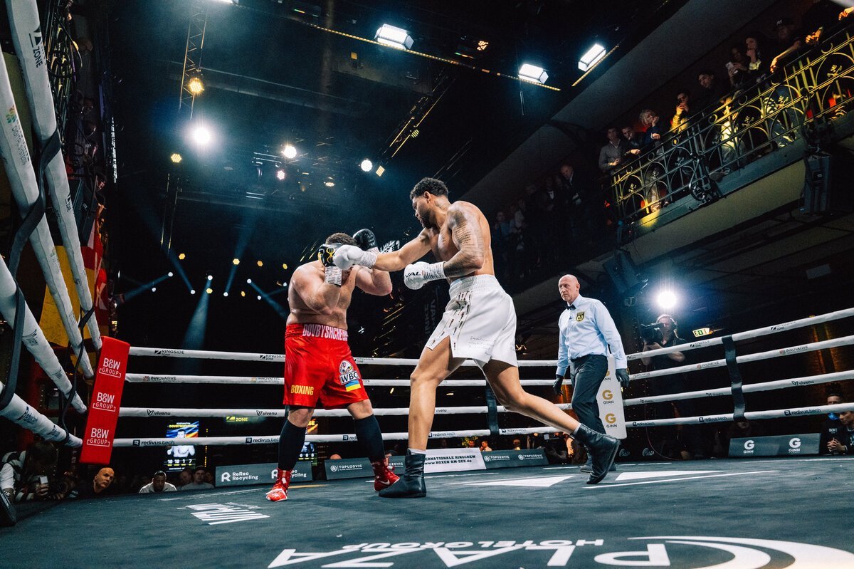 kunst_evelina_arakelyan_art_ringside_zone_0894.JPG