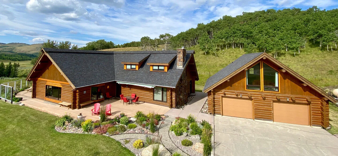 Stay at Thanksgiving Ranch - a working ranch close to Waterton Lakes ...