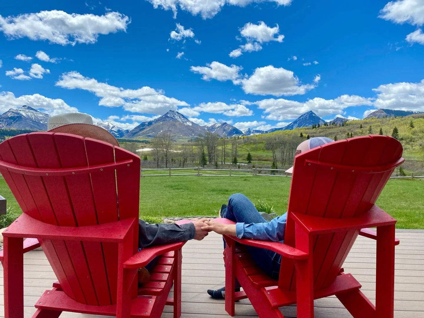 It&rsquo;s not just the view that takes your breath away&hellip; it&rsquo;s who you share it with.

At The Lodge at Thanksgiving Ranch, moments turn into memories&mdash;hand in hand, surrounded by the Alberta Rockies, feeling like the world has pause
