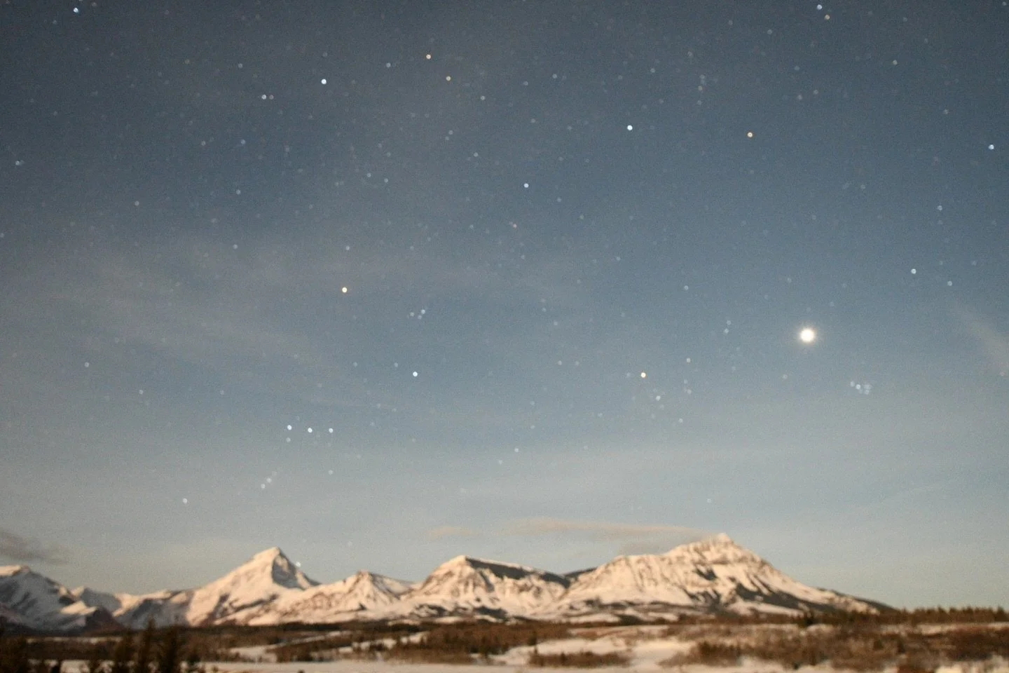 Sometimes things aren&rsquo;t quite what they seem. 
Found this older photo and it looks like daylight, but it was taken under a night sky at Thanksgiving Ranch. 
Nature has a way of surprising us.

#NightSky
#LooksLikeDaylight
#NaturePhotography
#Pe