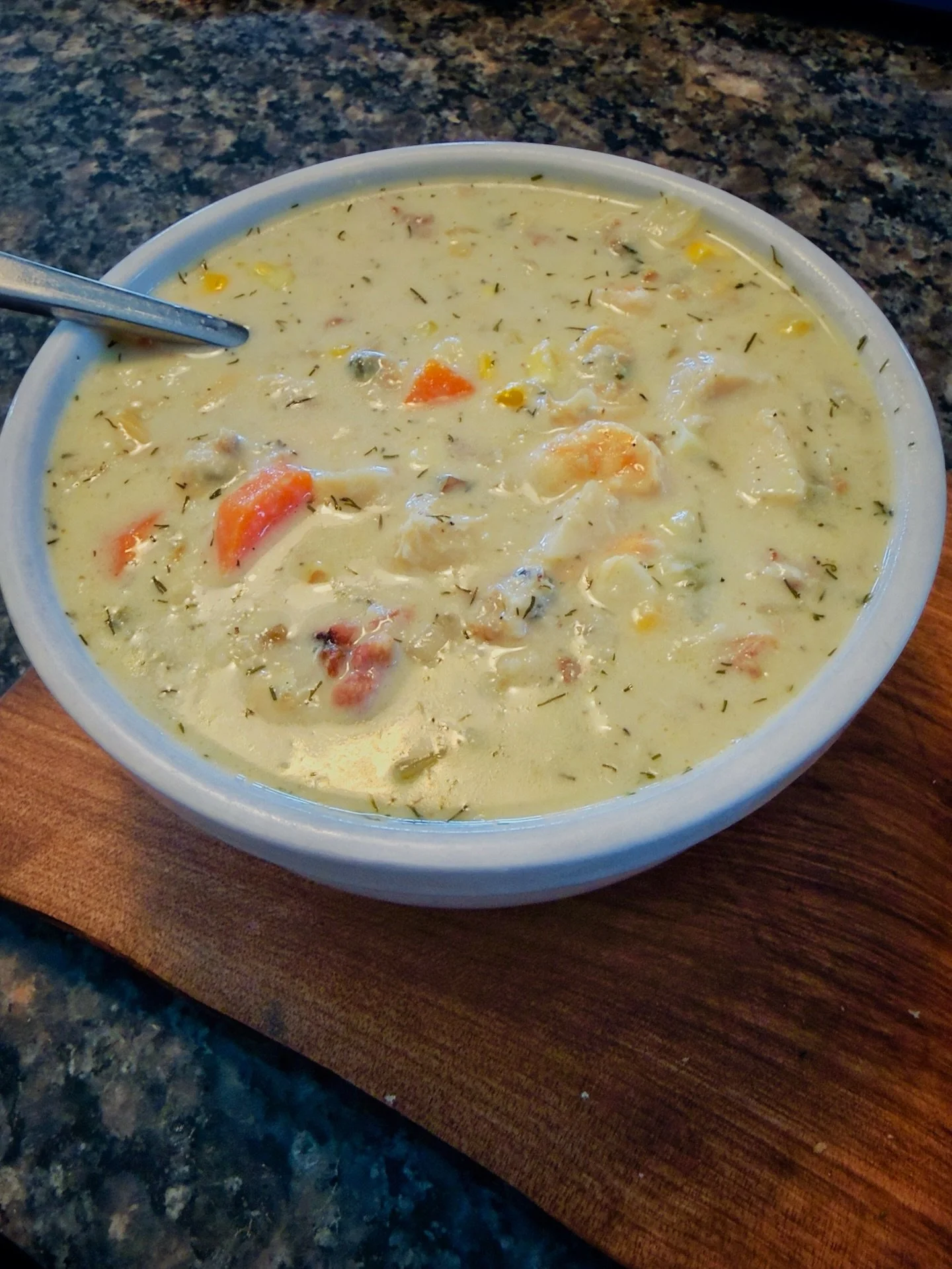 Who would expect to find some of the best seafood chowder you&rsquo;ve ever had&hellip; at a ranch in southern Alberta? 🤠🥣

Around here, the meals we serve our guests aren&rsquo;t shortcuts or pre-made. If it&rsquo;s on the table, it&rsquo;s made w