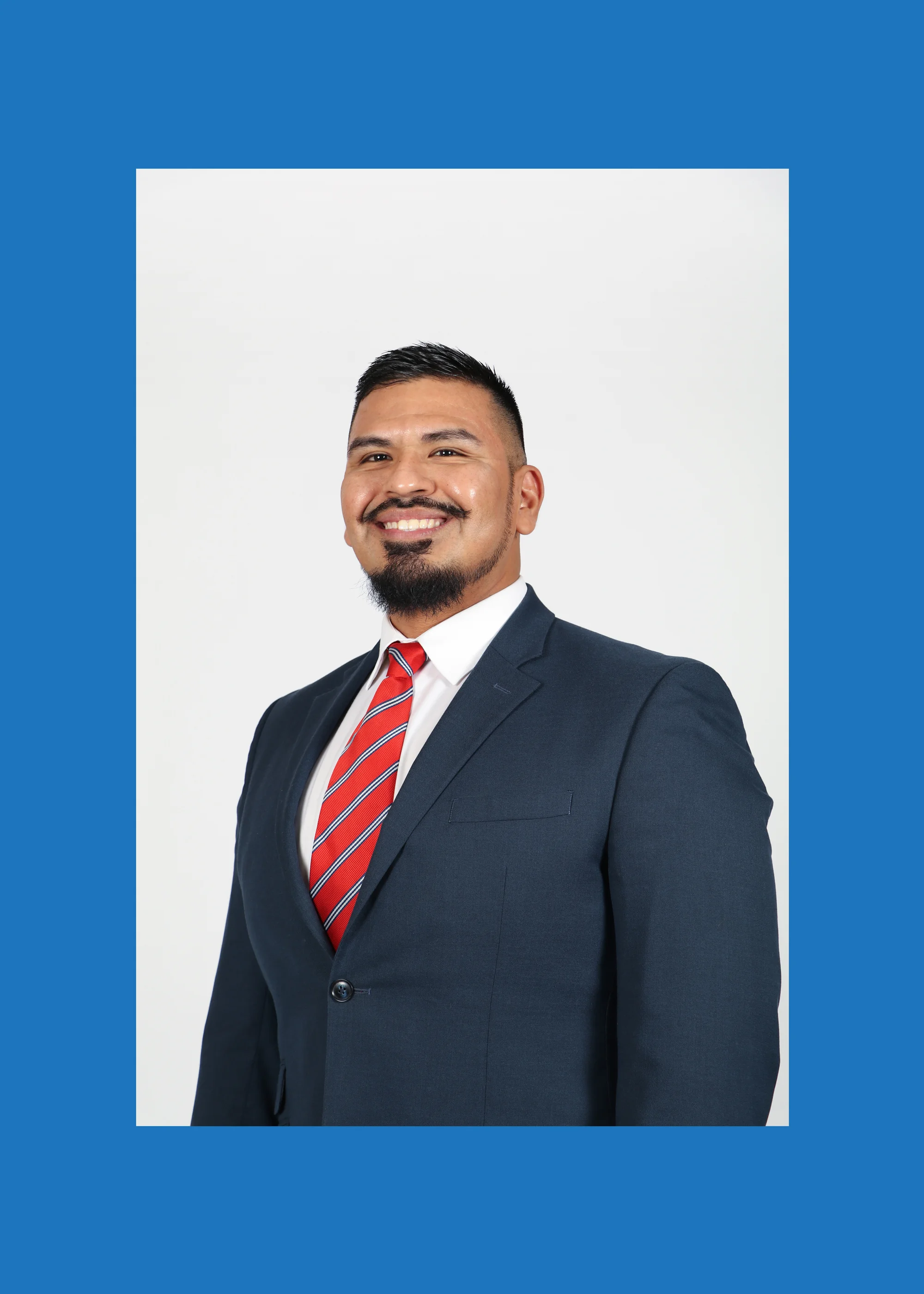 Alex-Small-ColorBackground.jpg