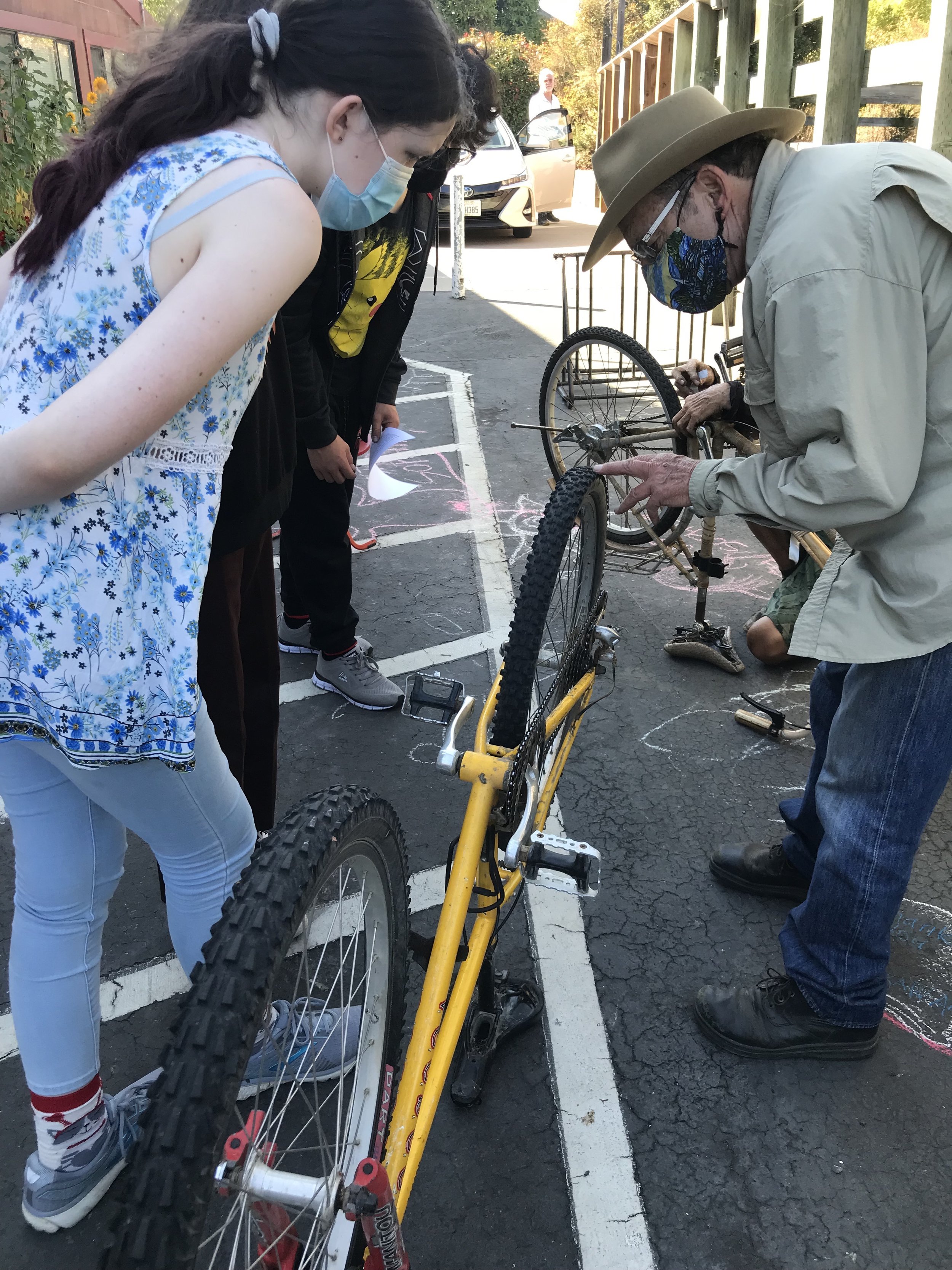 TBLA bike clinic2.jpg