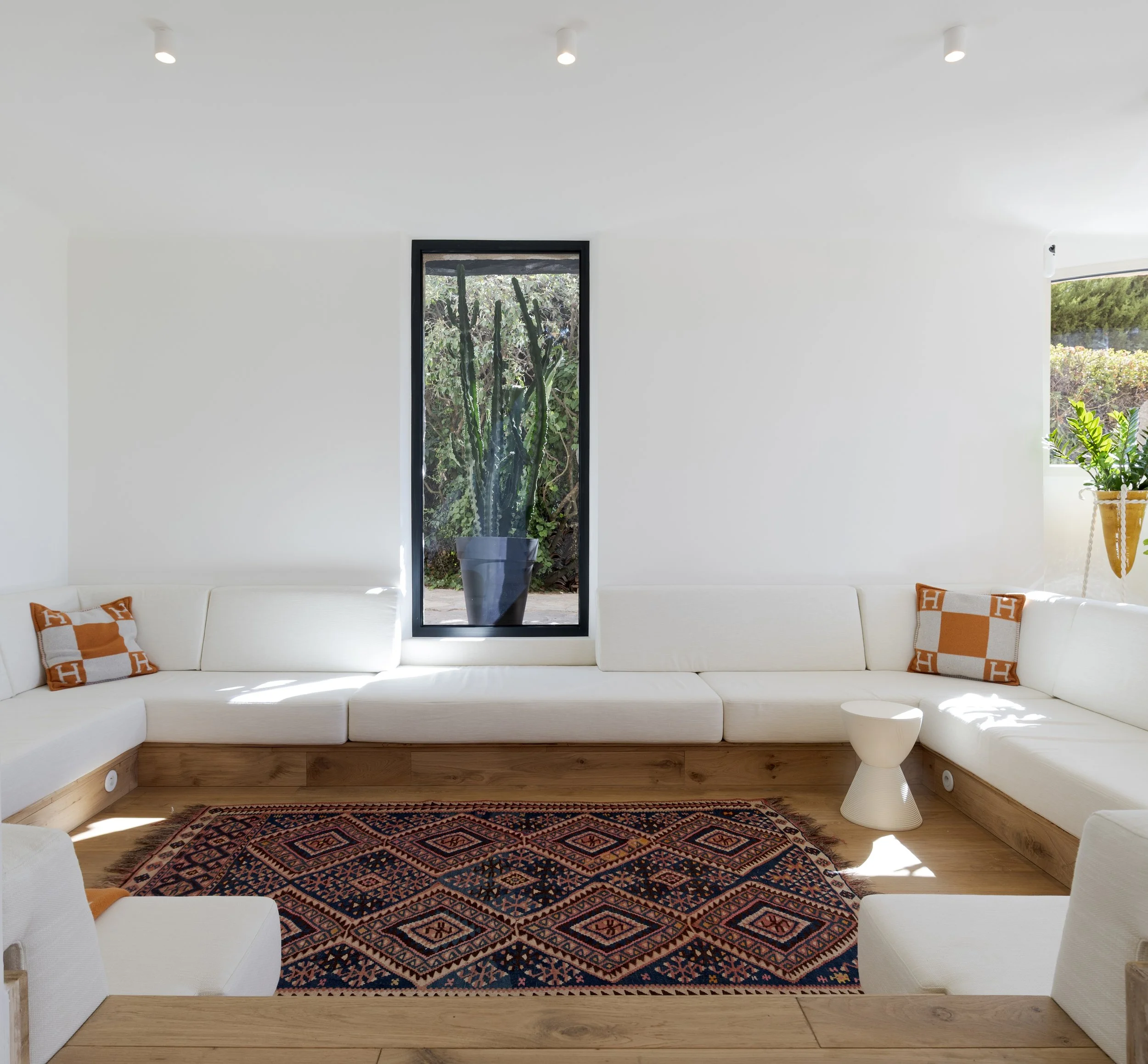 sunken living room.jpg