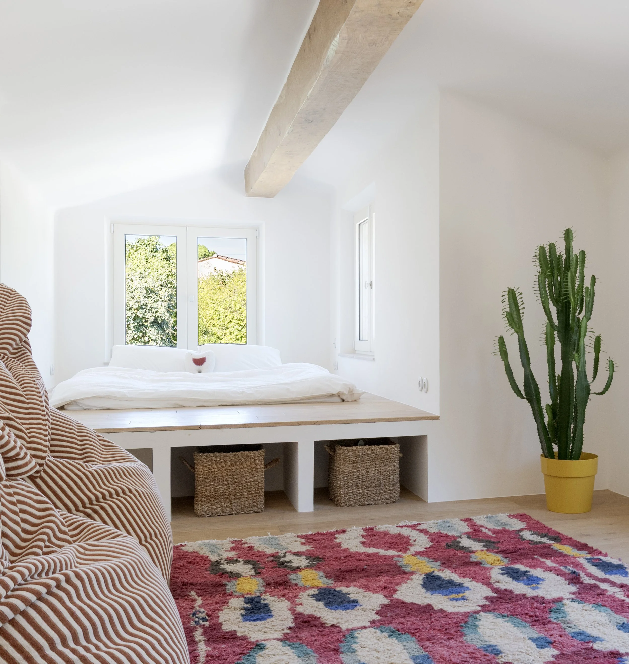 bedroom 5.jpg