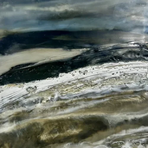 winter-Surf-encaustic-painting-on-birch-cradle-board-20-x-20-cm-Isabelle-Gaborit-2024-scaled.webp