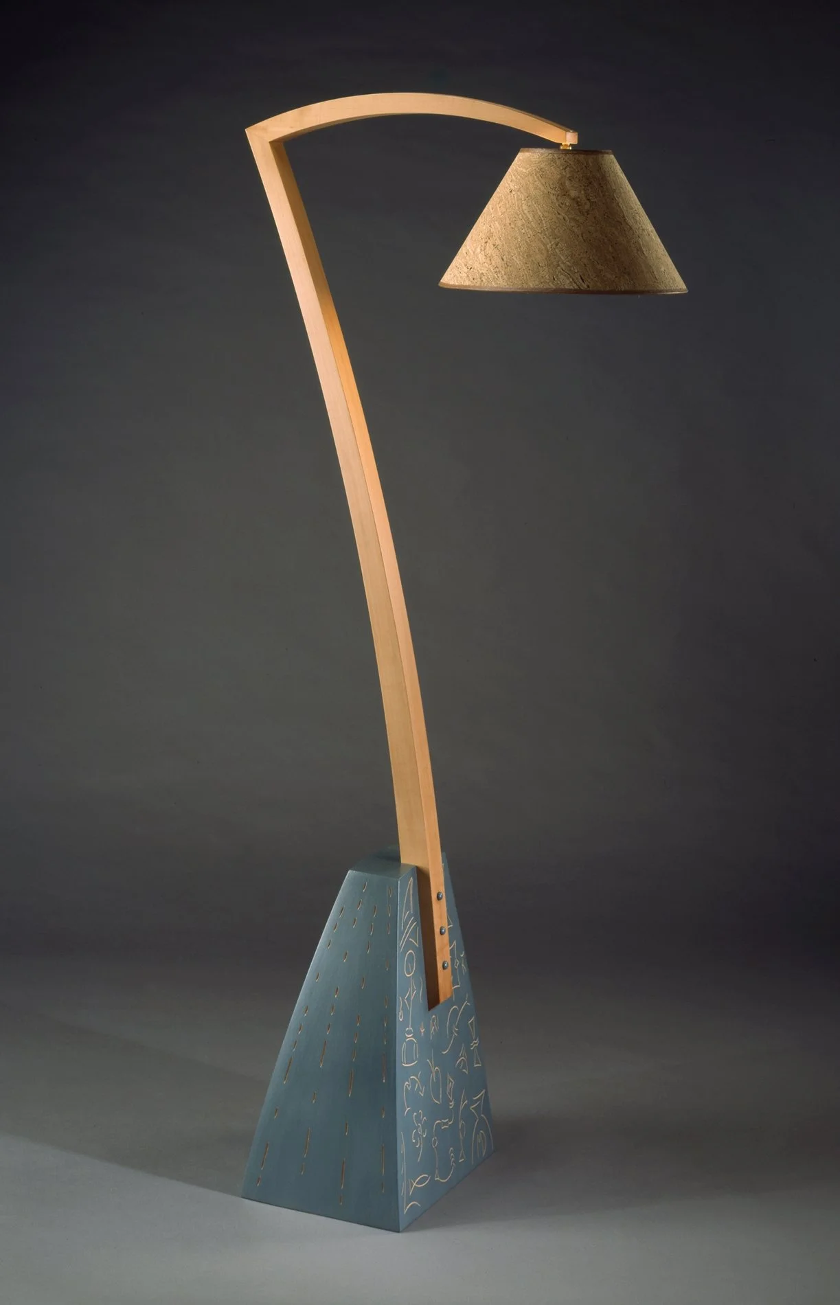 Seven (floor lamp)