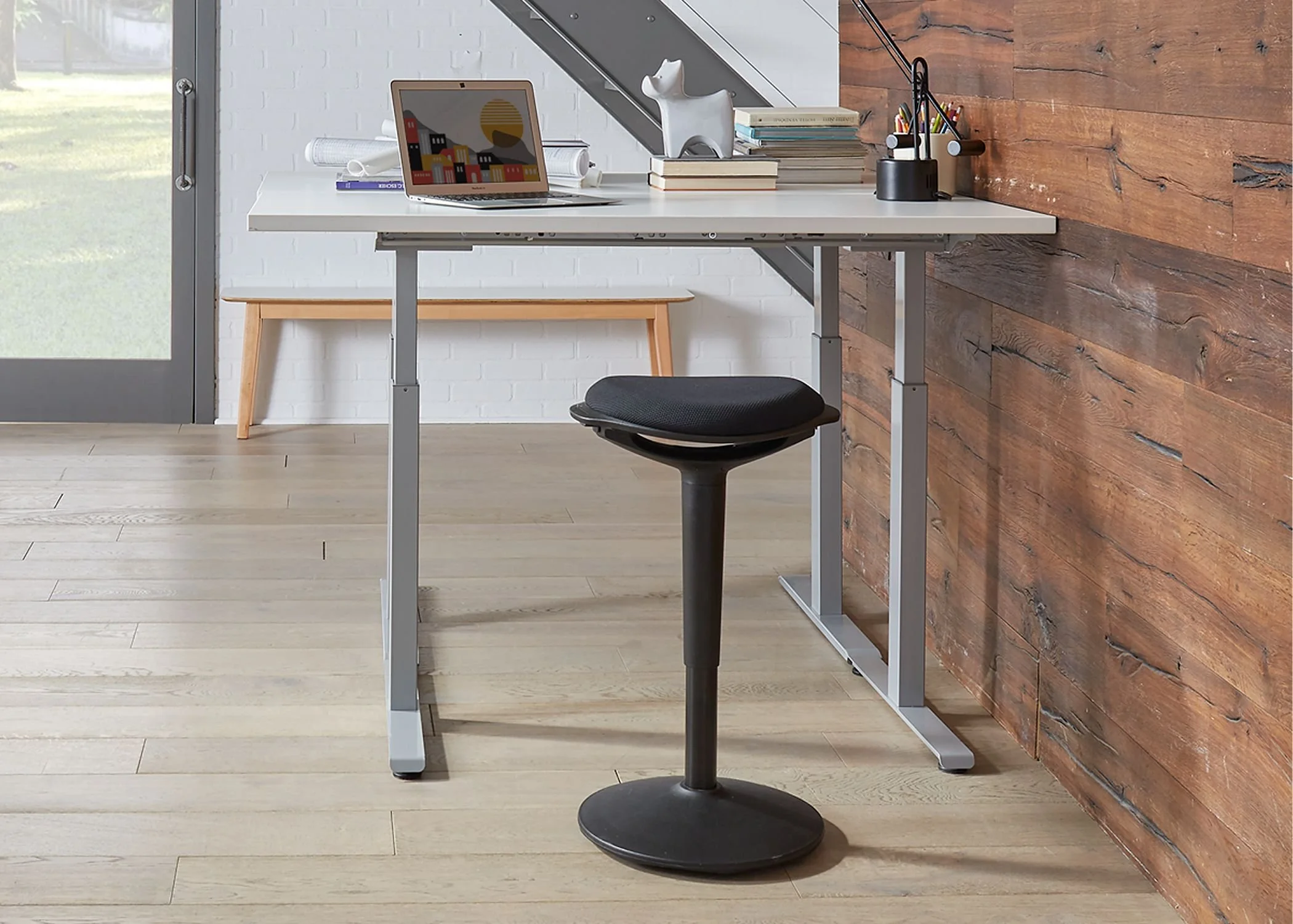 Marjo Stool