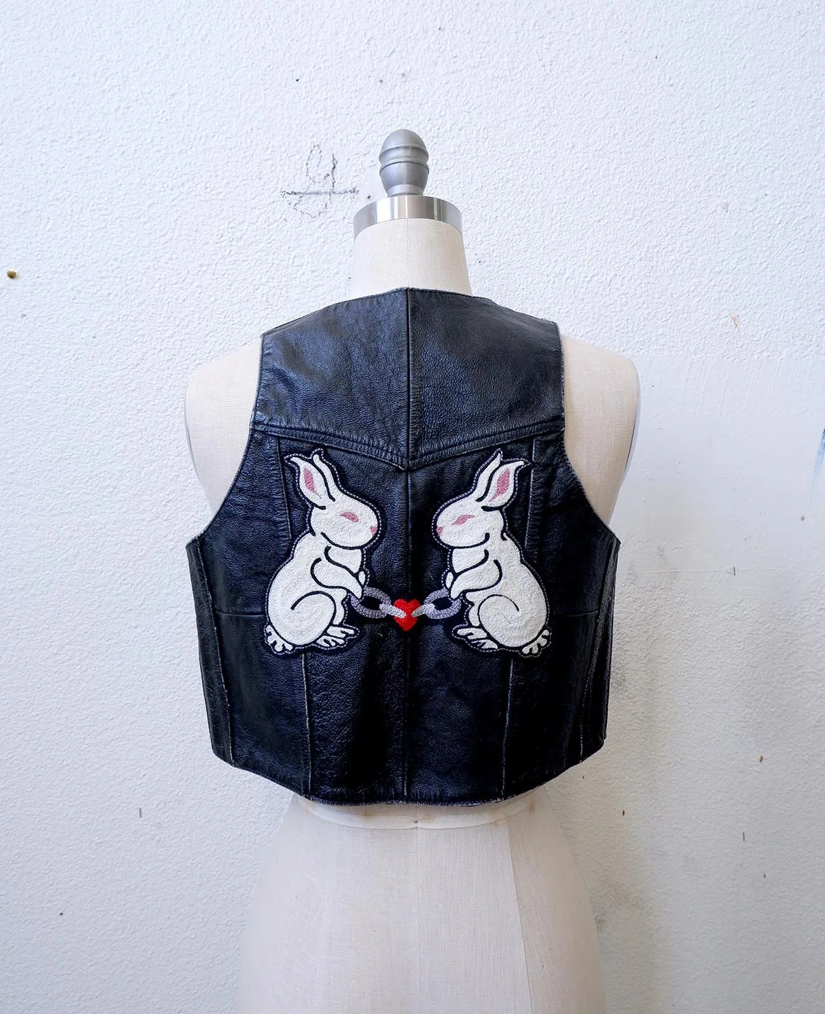 vest1.jpg