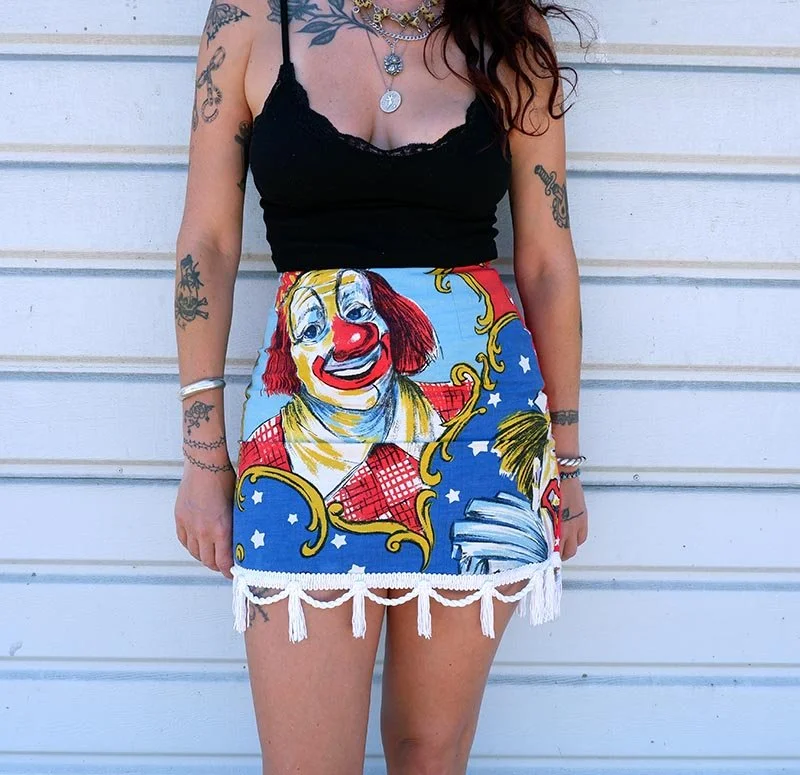 clownskirt3.jpg