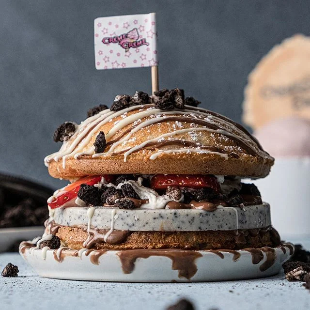 Time for another competition!!! ππΌππΌππΌ After an amazing and overwhelming sold out launch of our new ‘CHOCO BURGER’ We increased the number of winners for this competition! You showed us so much love and support, therefore 4 lucky pe