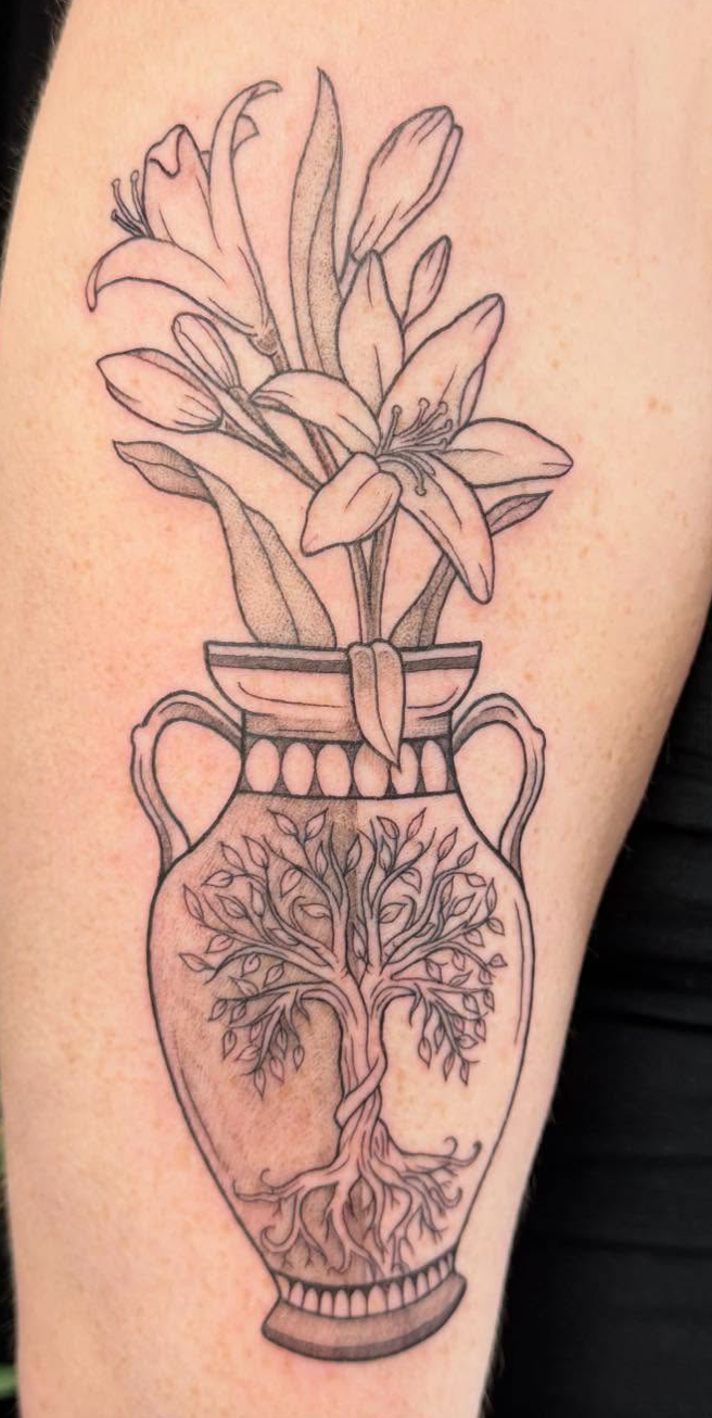 Flower urn