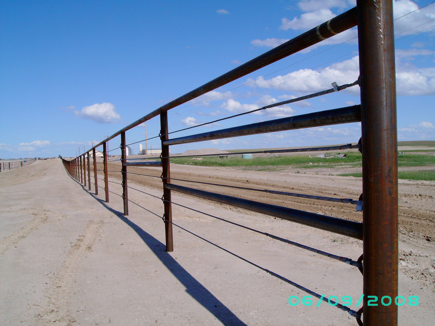 Tips for building good cable feedlot fence — Aurochs Consulting