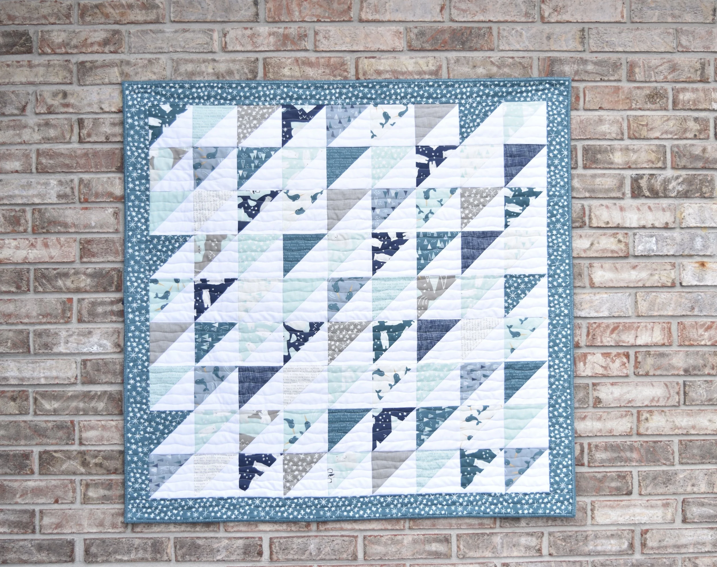 Charming Triangles Baby Quilt {FREE pattern using precut 5" squares