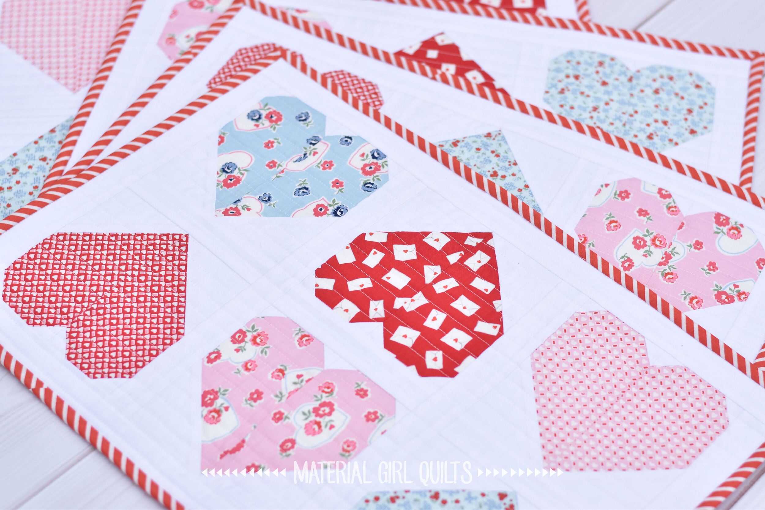 Sweetheart Valentine Placemats {a free pattern!!} — Material Girl Quilts