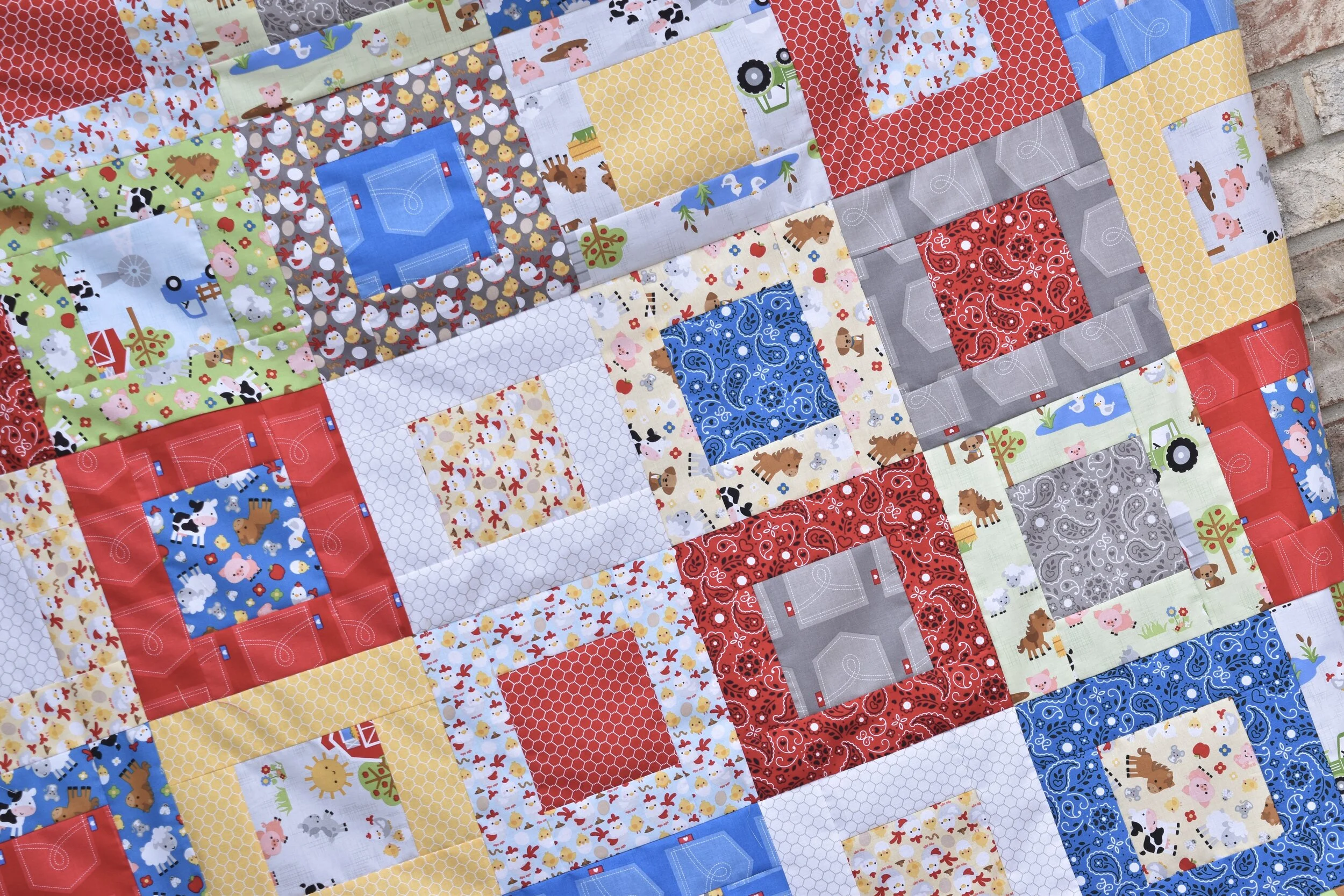 Square Dance Down on the Farm {a free layer cake quilt pattern