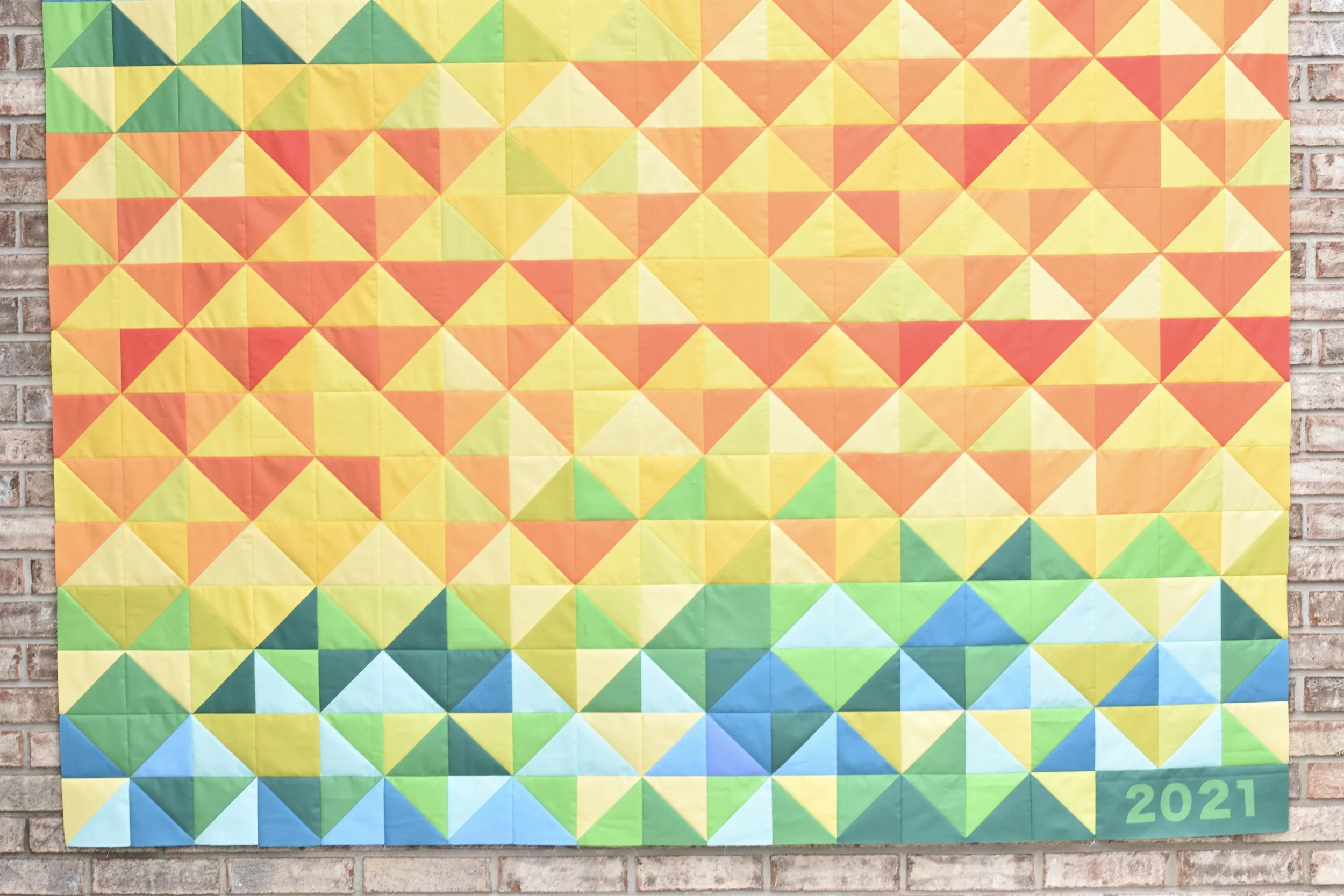 2021 Temperature Quilt {a finished quilt top!!} — Material Girl Quilts