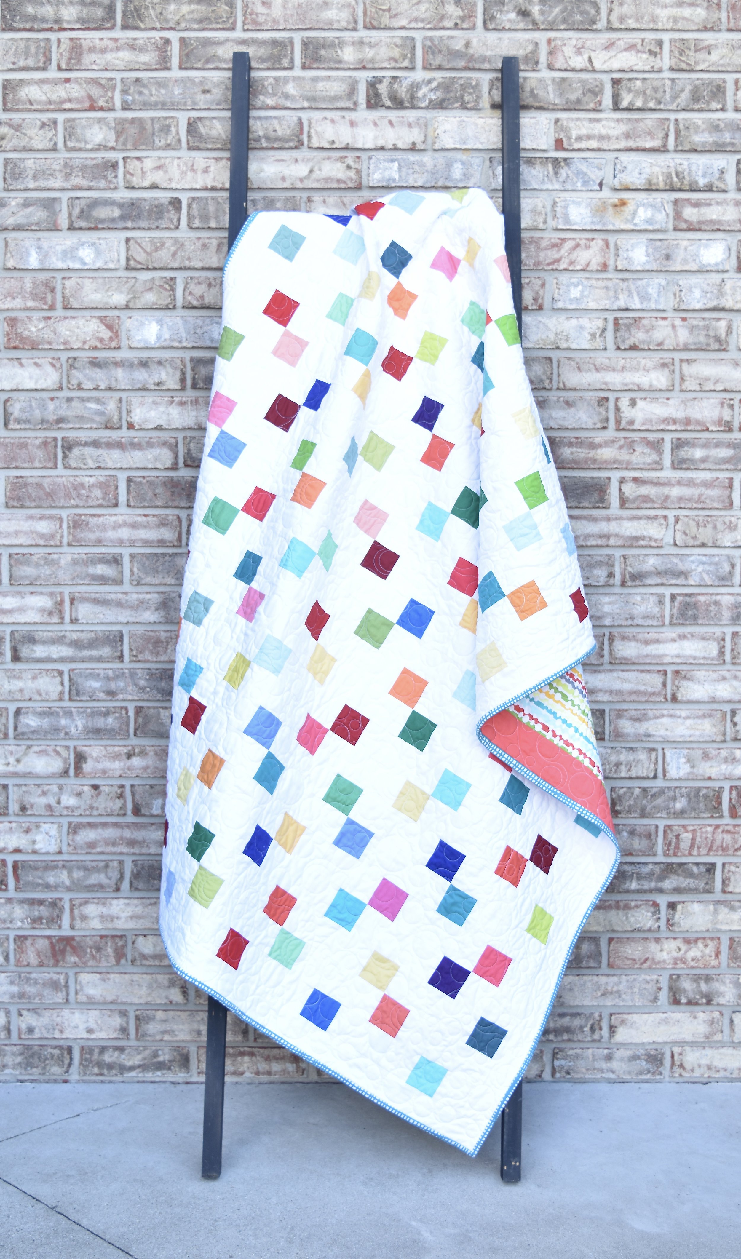 Confetti Quilt {a fun leaders and enders quilt tutorial!} — Material