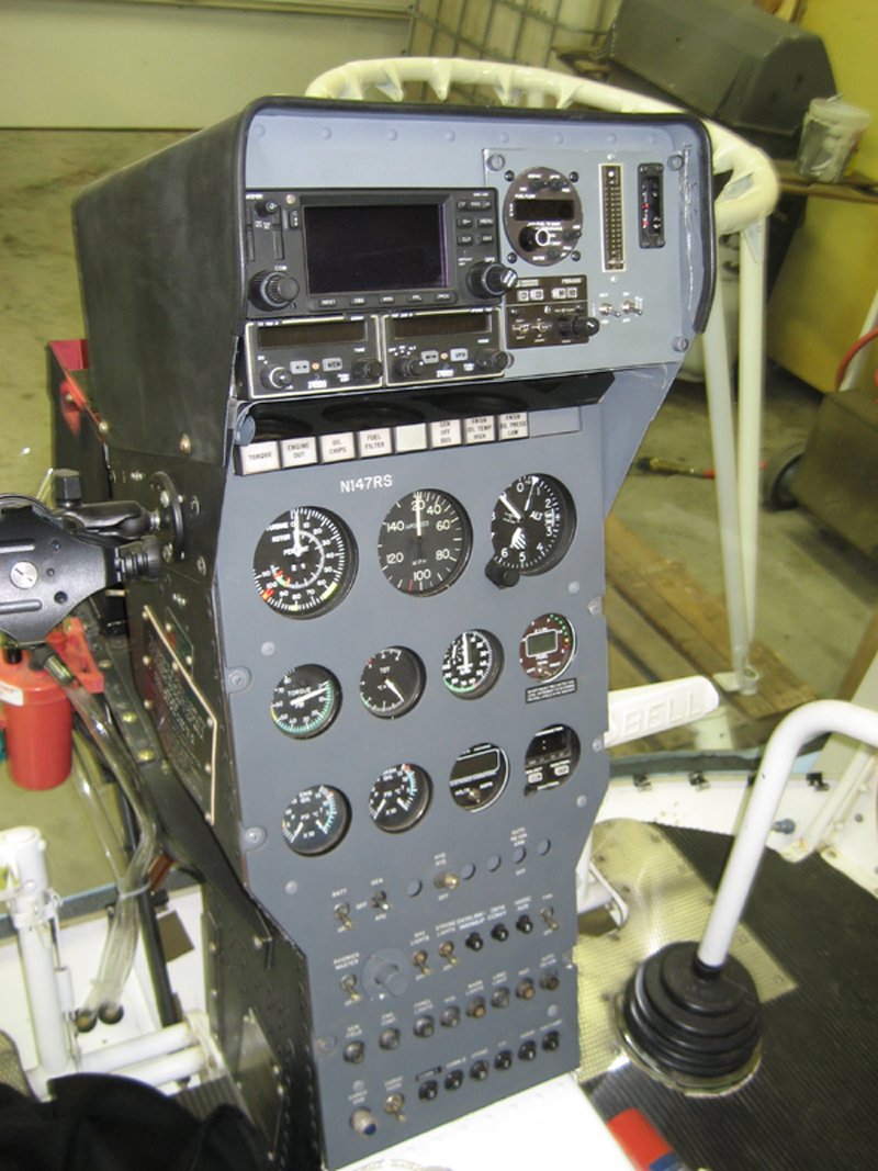 Bell 47 avionics