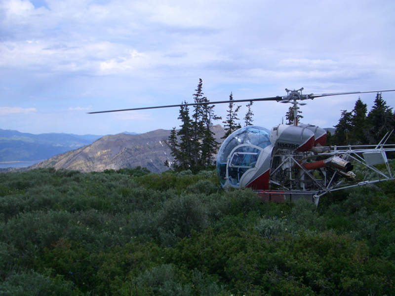 Bell 47 in the mountains landed
