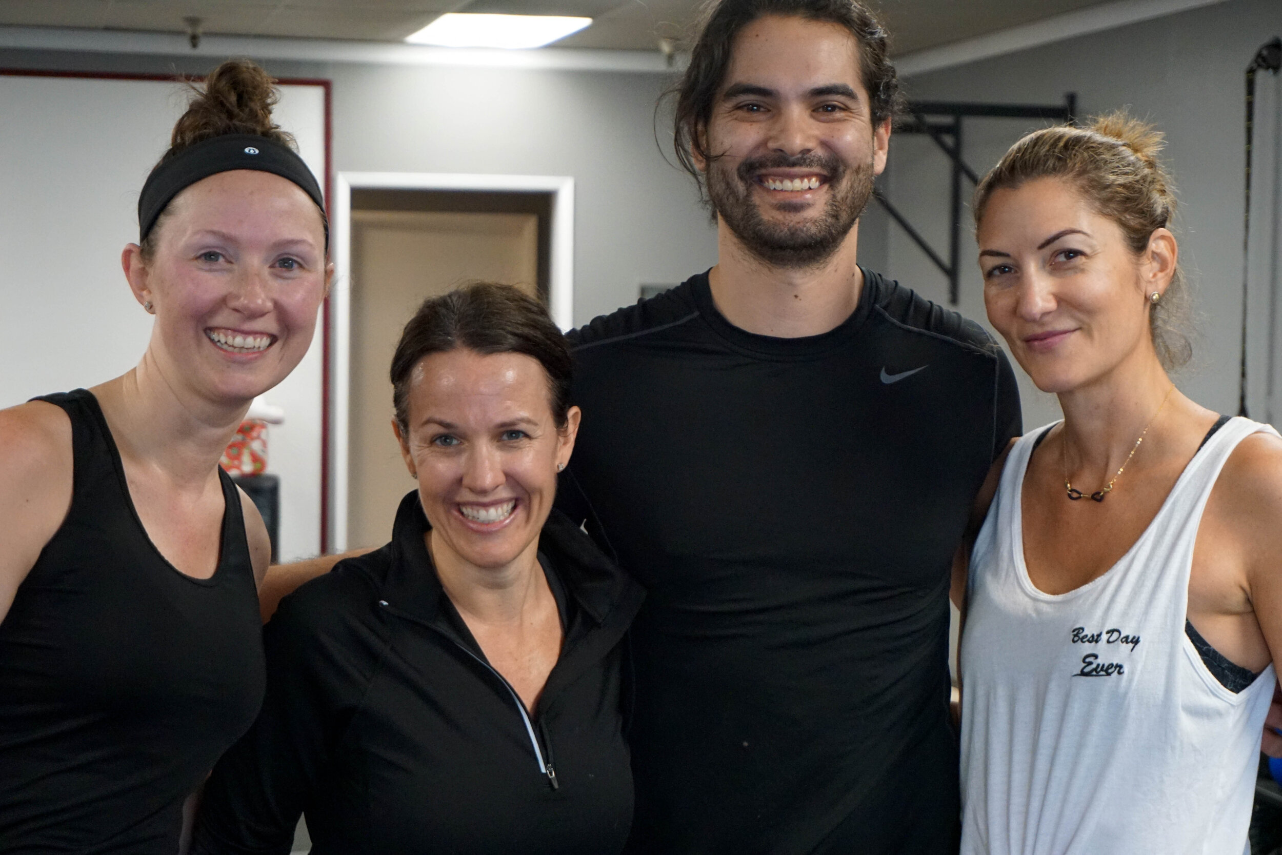 Trainer-Daniel-Happy-Clients.jpg