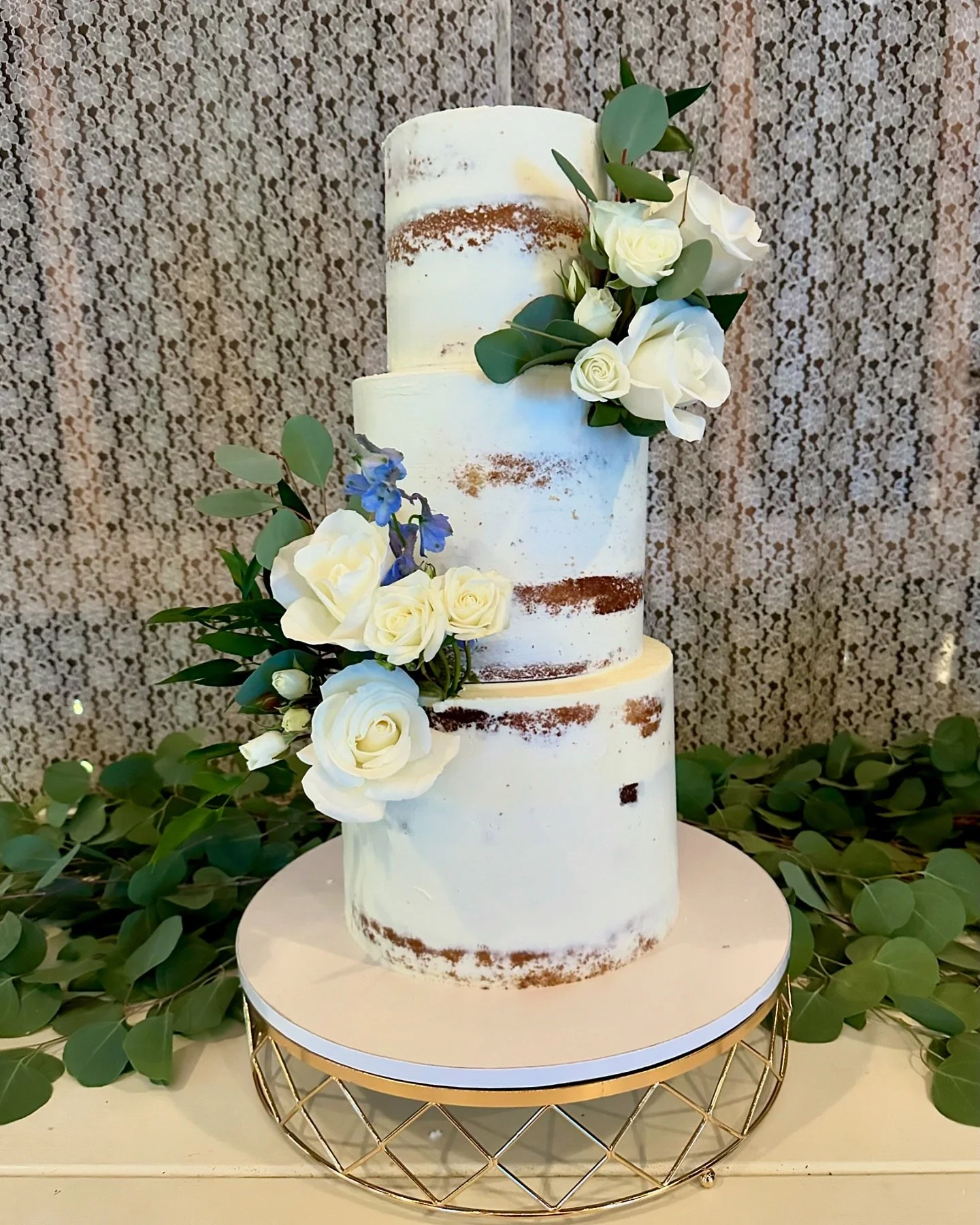 Nothing like a sweet &amp; simple naked wedding cake 🌿 ⠀⠀⠀⠀⠀⠀⠀⠀⠀⠀⠀⠀⠀⠀⠀⠀⠀⠀⠀⠀⠀⠀⠀⠀⠀⠀⠀⠀⠀⠀⠀⠀⠀⠀⠀⠀⠀⠀⠀⠀⠀⠀⠀⠀⠀⠀⠀⠀⠀⠀⠀⠀⠀⠀⠀⠀⠀⠀⠀⠀⠀⠀⠀⠀⠀⠀⠀⠀⠀⠀⠀⠀⠀⠀⠀⠀⠀⠀⠀⠀⠀⠀⠀⠀⠀⠀⠀⠀⠀⠀⠀⠀⠀⠀⠀⠀ ⠀⠀⠀⠀⠀⠀⠀⠀⠀⠀⠀⠀⠀⠀⠀⠀⠀⠀⠀⠀⠀⠀⠀⠀

#sweetsbyneha #saffronandsugar #dmvbaker #marylandbaker #fyp #reelsinst