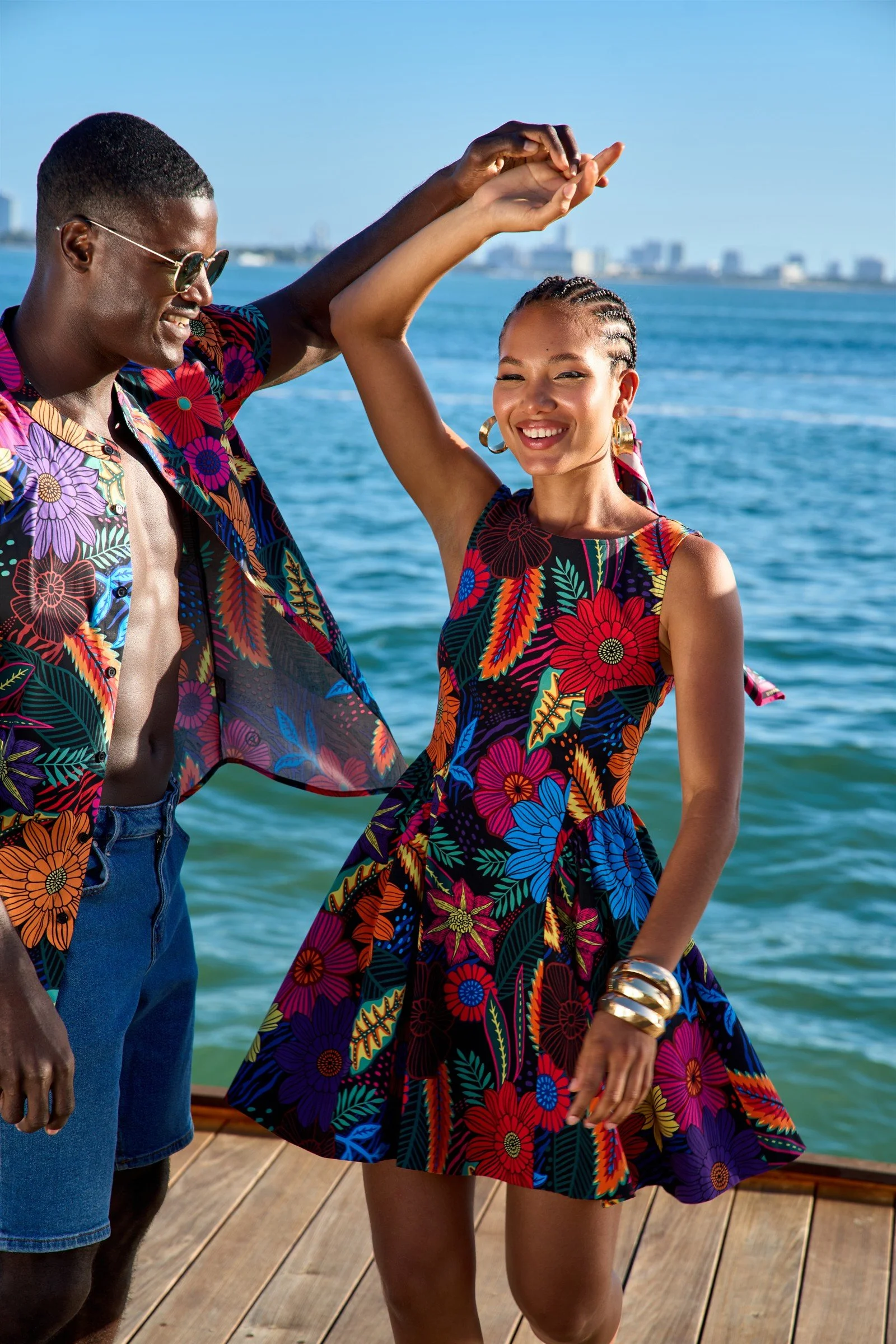D’IYANU SS26 couple in African-inspired summer prints