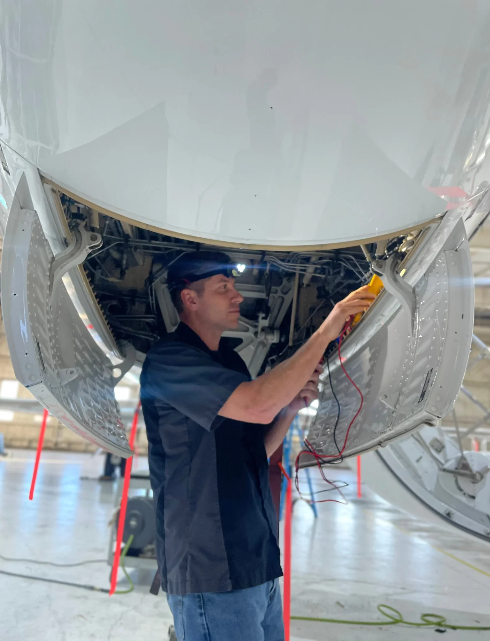Haggan_GulfstreamMaintenance2.webp