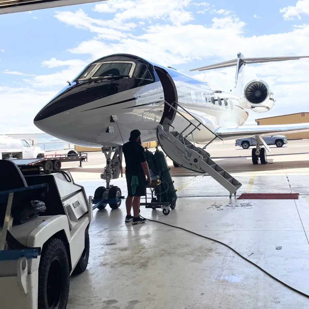 Haggan_GulfstreamGIV_Air(1).webp