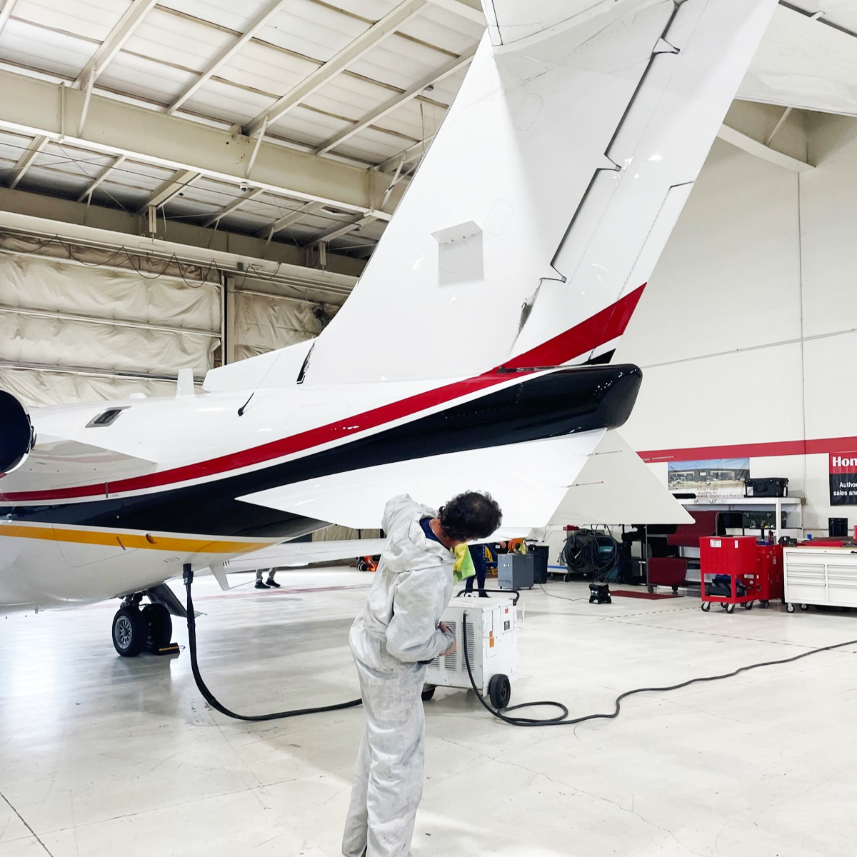 Aircraft exterior wash at Haggan Aviation