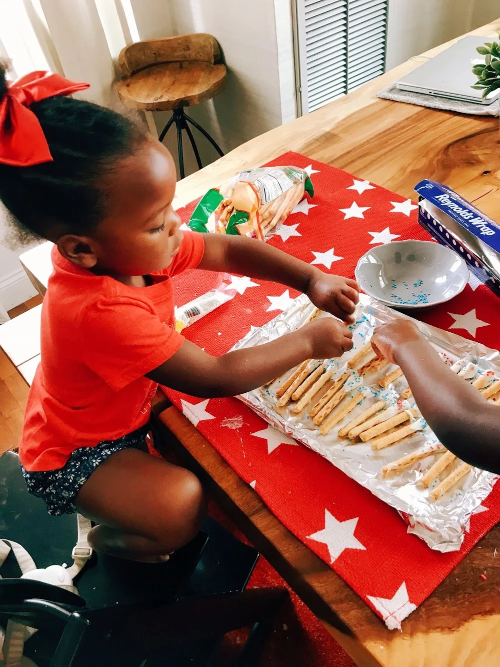 Chocolate dipped 4th of July
