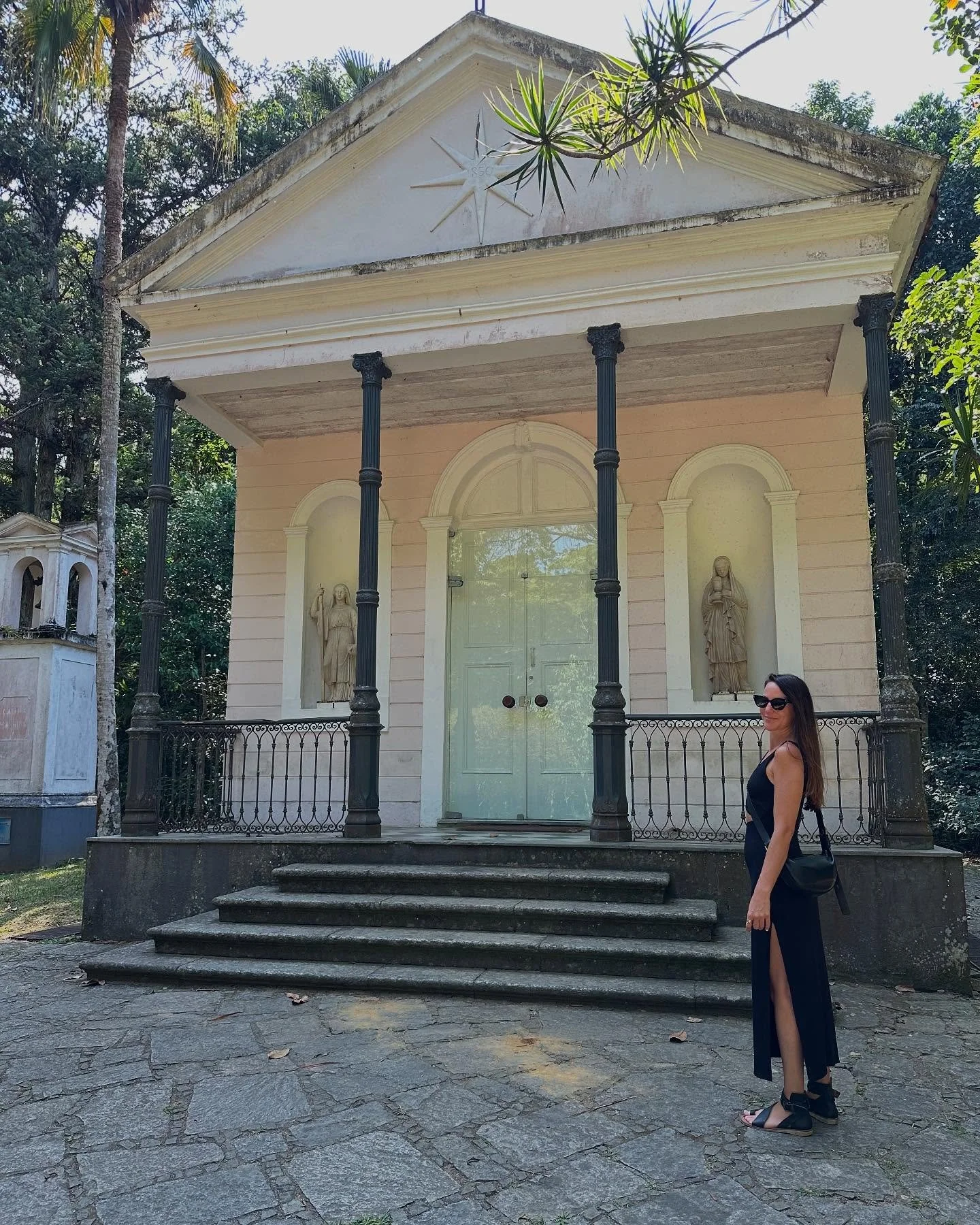 Brasil 🇧🇷❣️🌊

This journey was filled to the brim with the absolute best company, beautiful food, sweet moments, and adventures. 

I took very few photos bc I turned off my phone&hellip;desirous to be deeply present I settled my mind and heart and