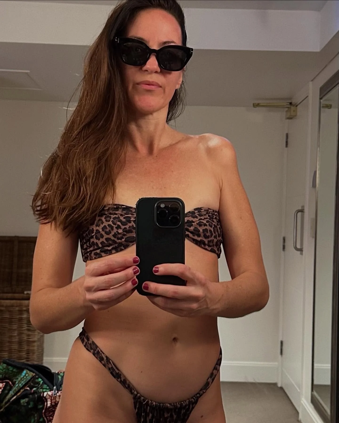 Bish, I&rsquo;m 40 💐💎💯

On 2/22/1985 I was born at 6:02 am on a rainy Friday in St.Louis, MO. 

Today, as I sit by the pool @fssydney all I can say is, damn, I&rsquo;m so incredibly grateful for this life. 

Every single moment is precious, please