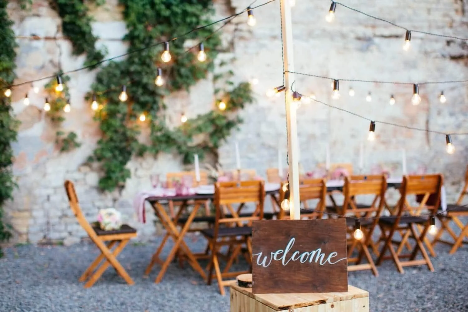 How Much Does a Wedding Cost? — Affordable Wedding Venues & Menus
