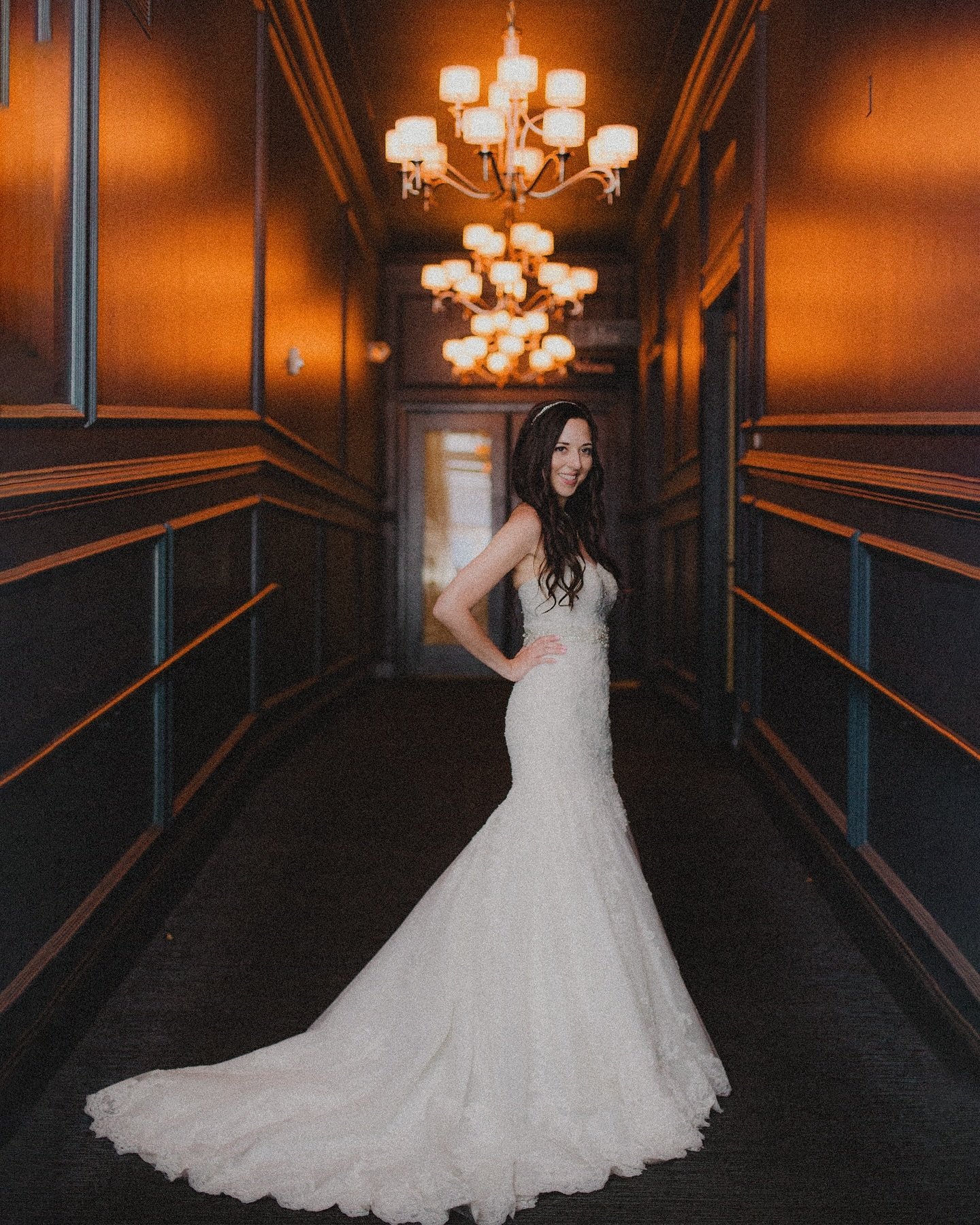 &ldquo;vapor&rdquo;
#newyorkweddingphotographer #brooklynweddingphotographer #elopement #brideportrait #moodywedding #citywedding