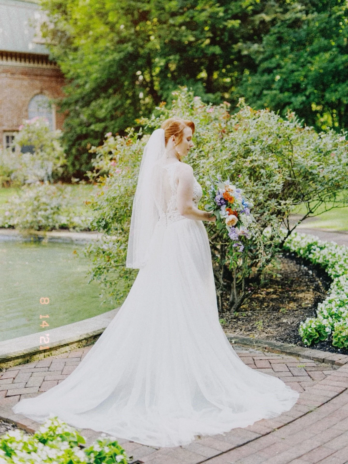light &amp; airy bride portrait

#nycweddingphotographer #nycelopementphotographer #nycengagementphotographer