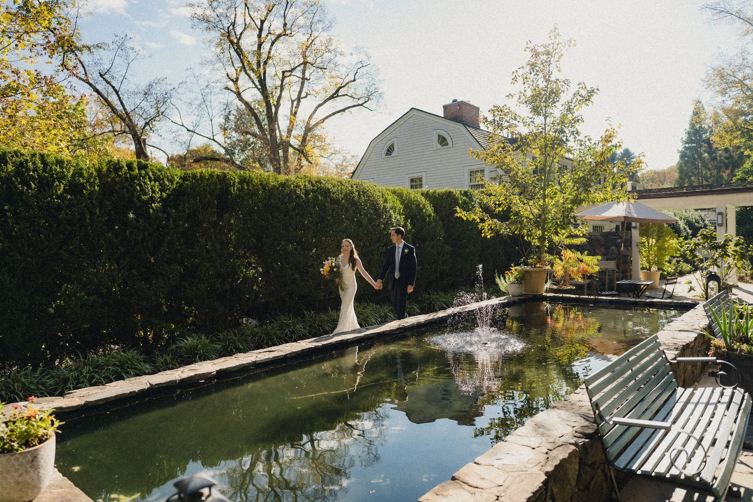 unspooling hours, clean and free

#nycweddingphotographer #nycelopementphotographer #hudsonvalleyweddingphotographer