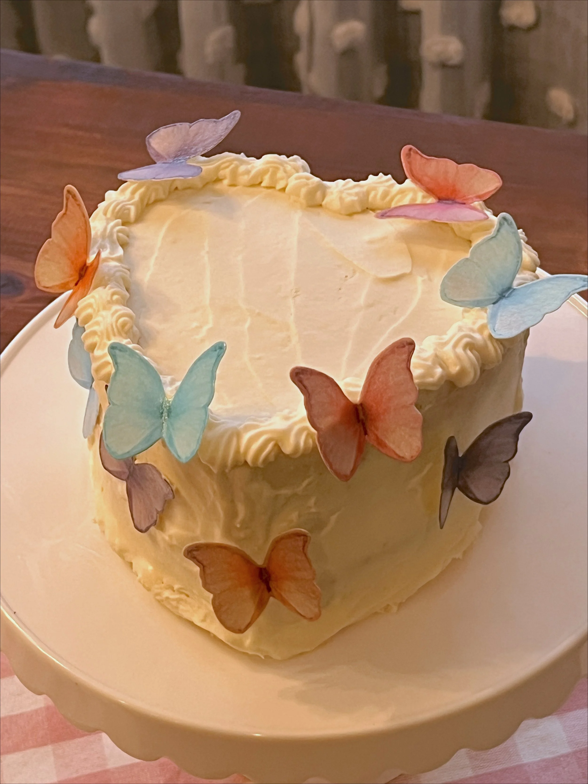 MEGAN LEARNS TO COOK: CAKE CAKE CAKE